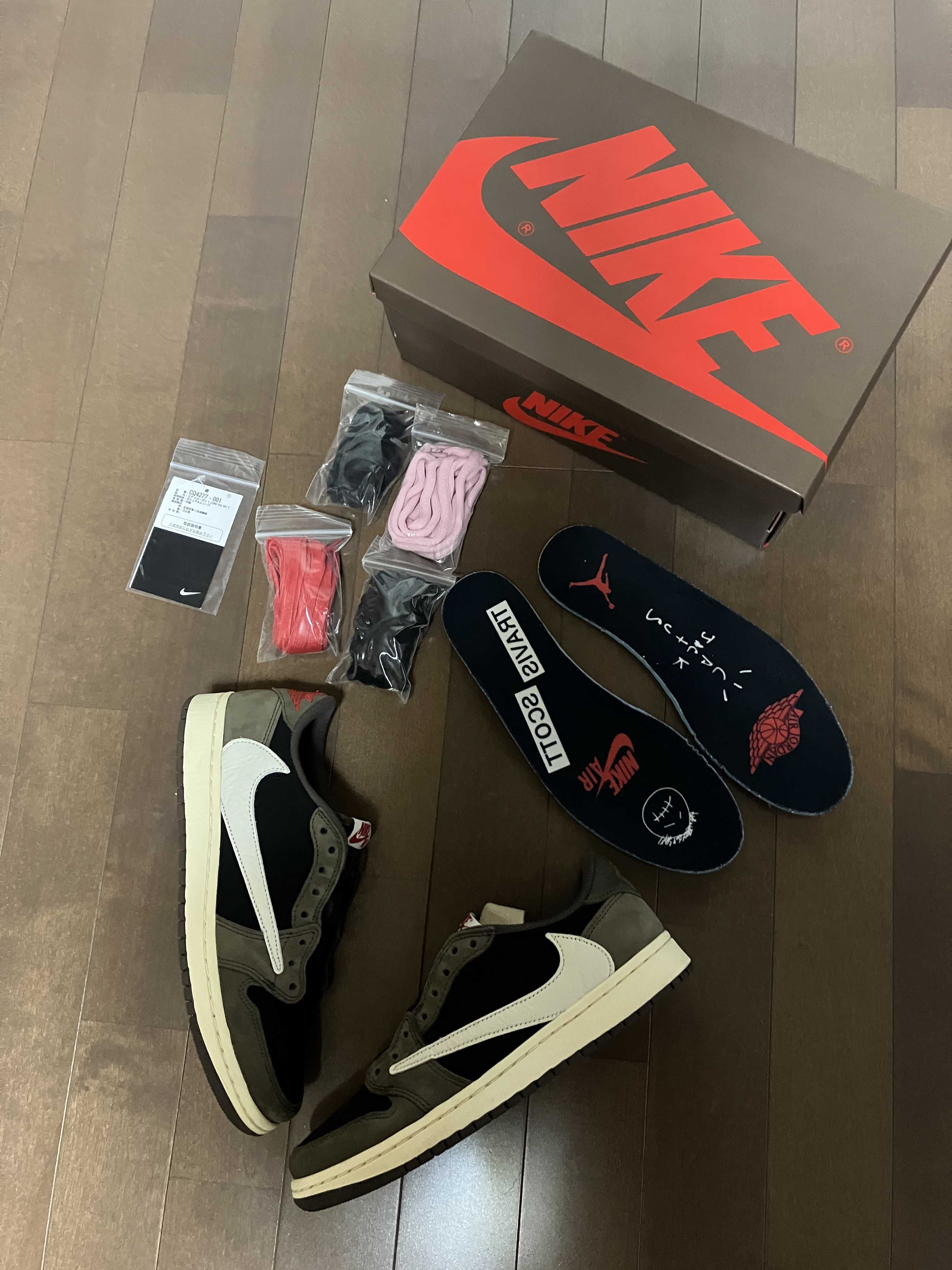 Travis Scott × Nike Air Jordan 1 Low OG SP-T  "Black/Dark Mocha"