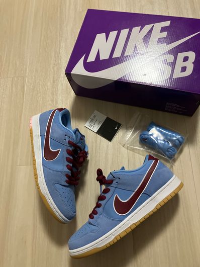 Nike SB Dunk Low Pro "Philadelphia Phillies/Valor Blue and Team Maroon"