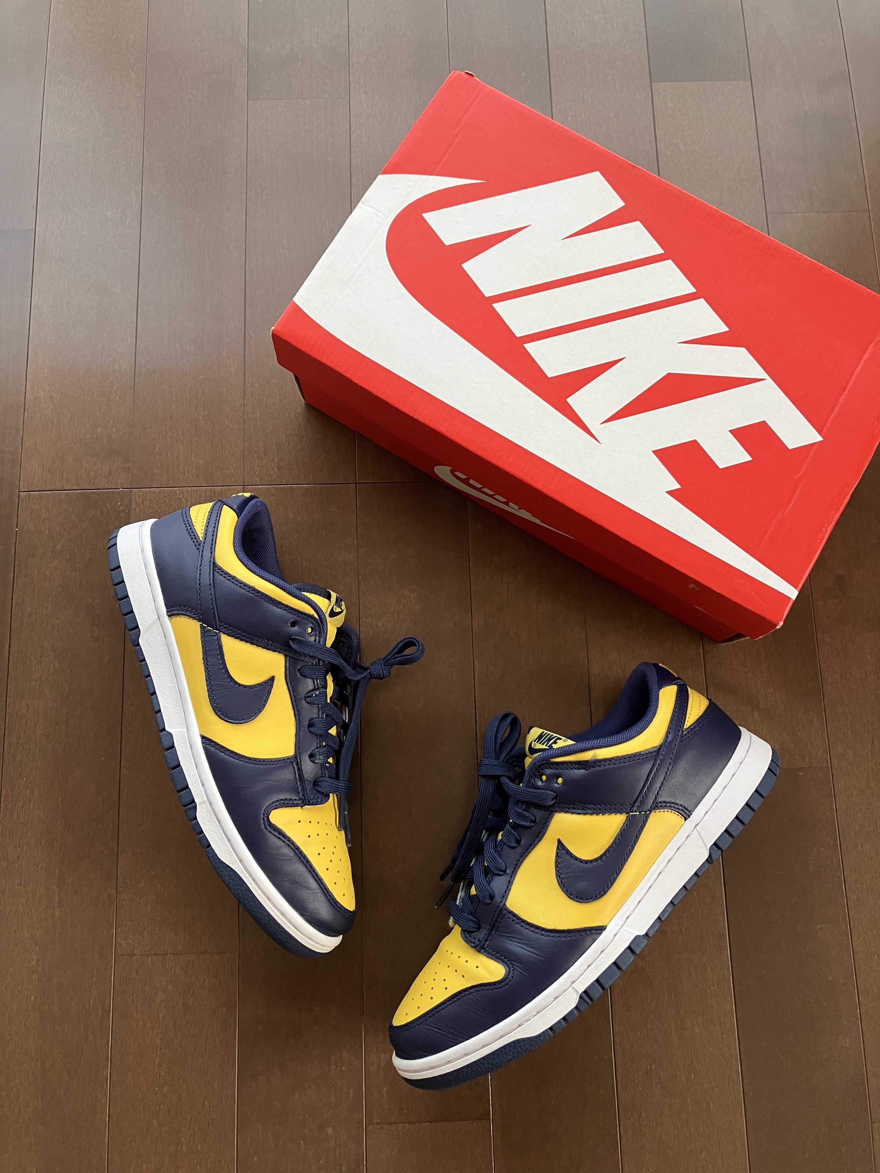 Nike Dunk Low "Michigan"