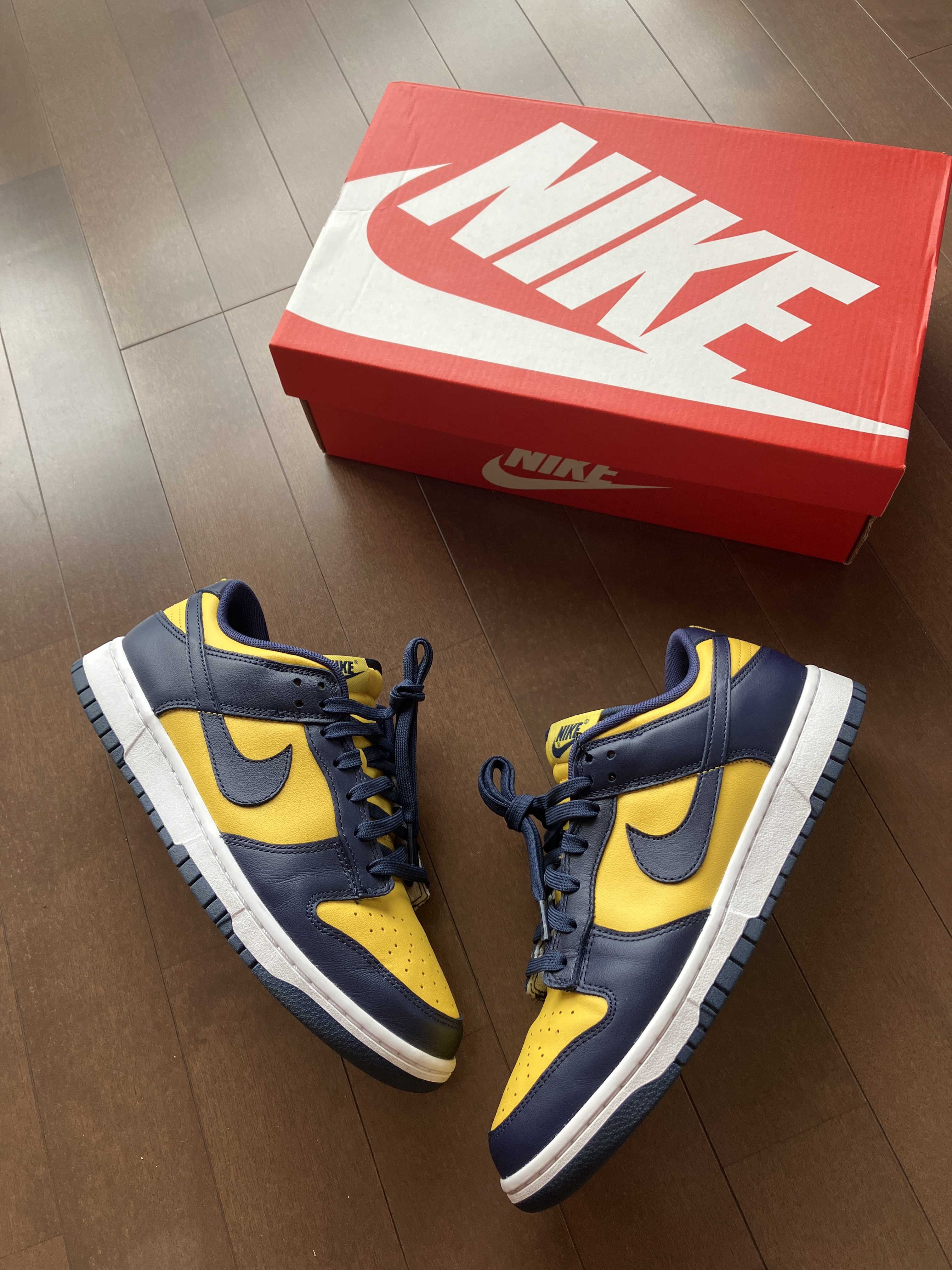 Nike Dunk Low "Michigan"