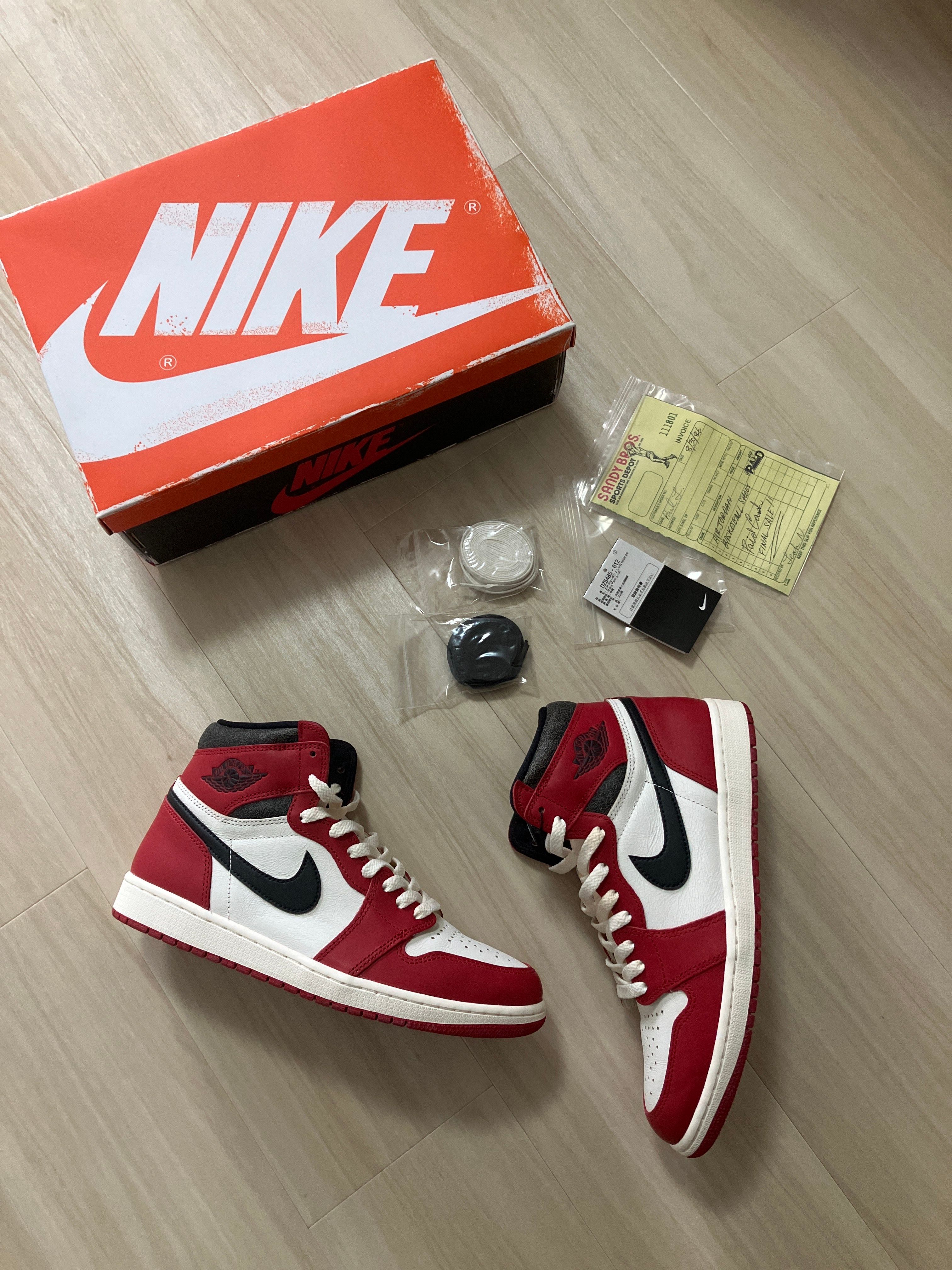 Nike Air Jordan 1 High OG "Lost & Found/Chicago"