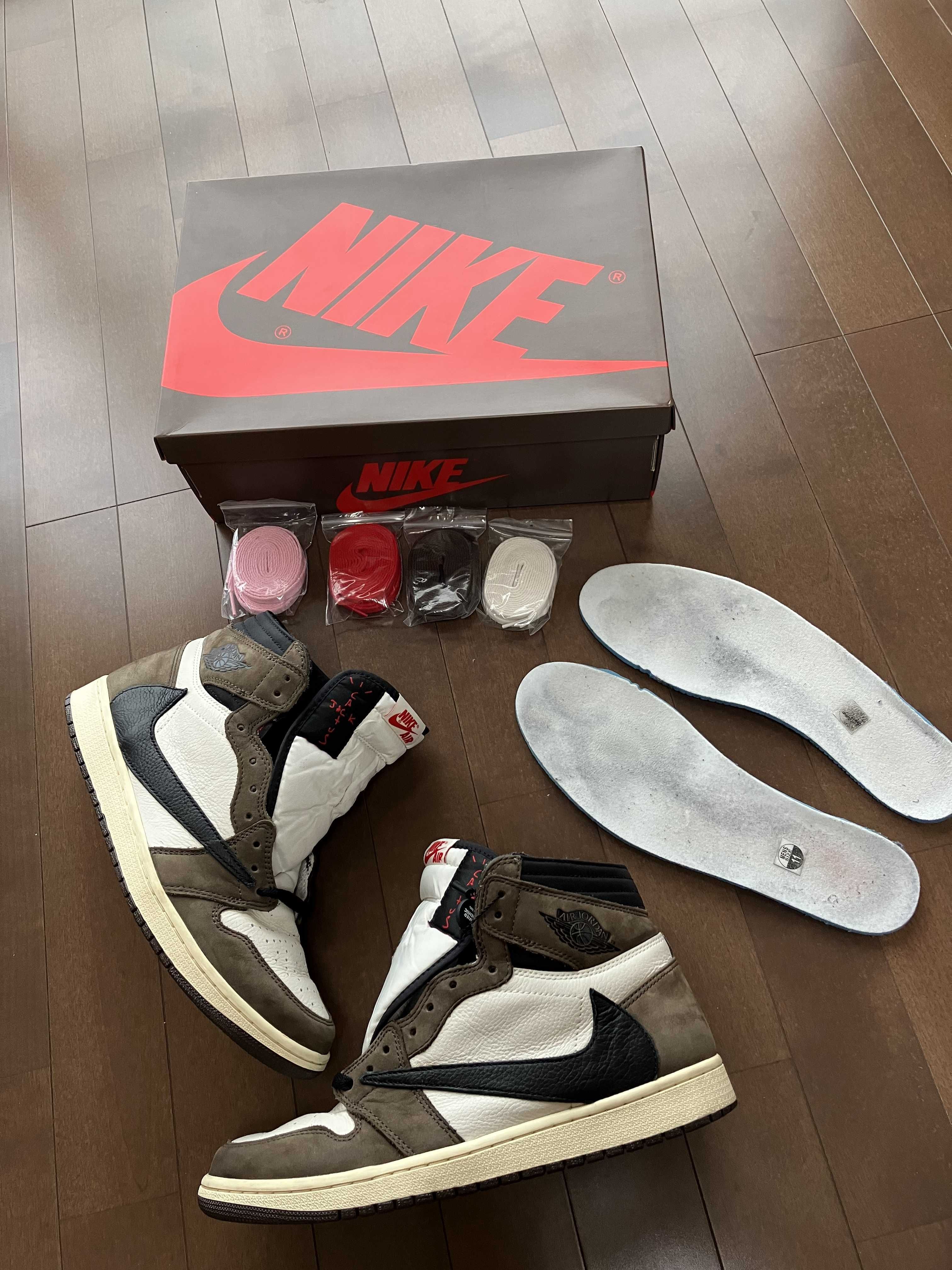 Travis Scott × Nike Air Jordan 1 Retro High OG TS SP "Sail/Dark Mocha"