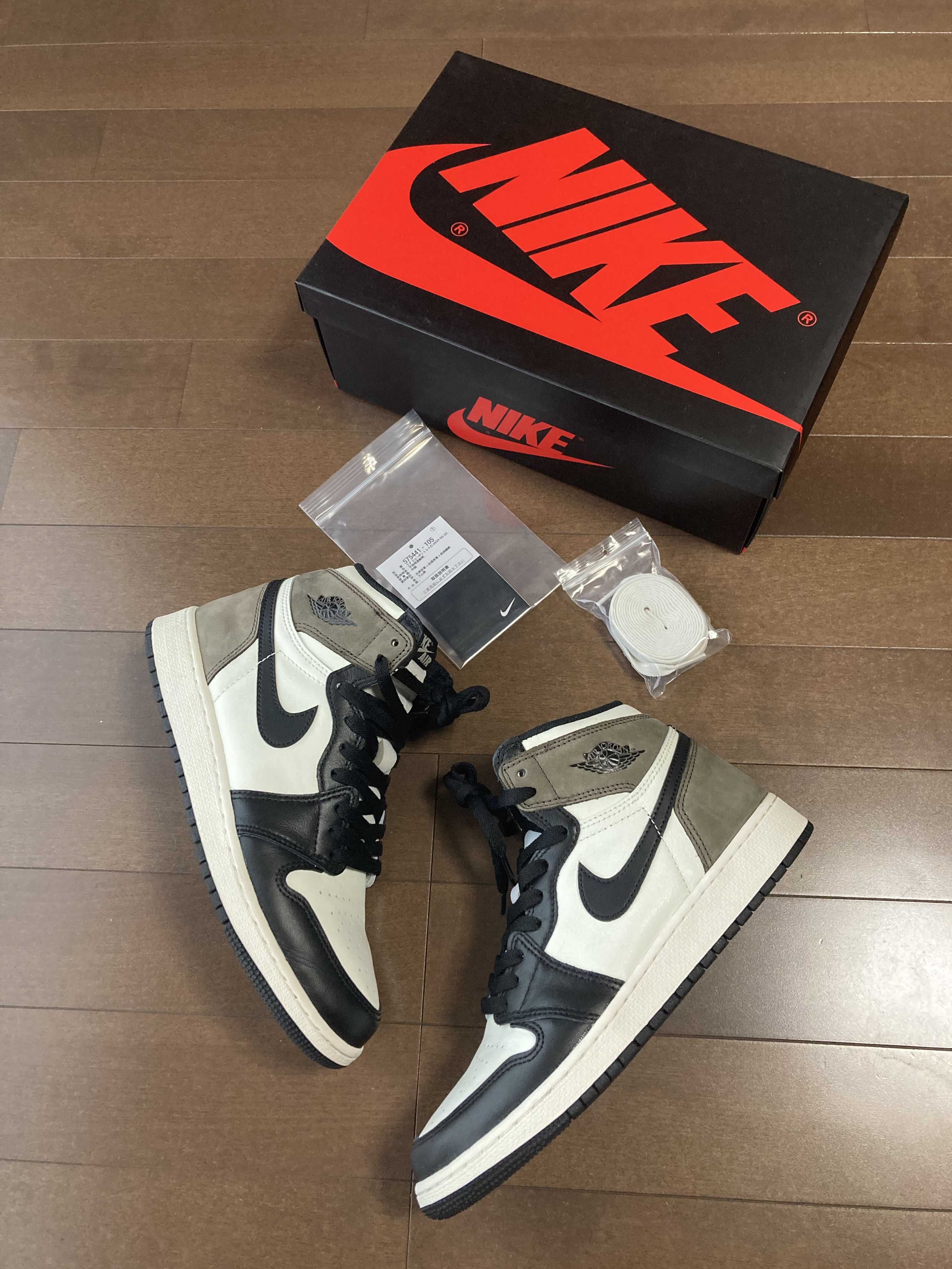 Nike GS Air Jordan 1 High OG "Sail/Dark Mocha/Black"