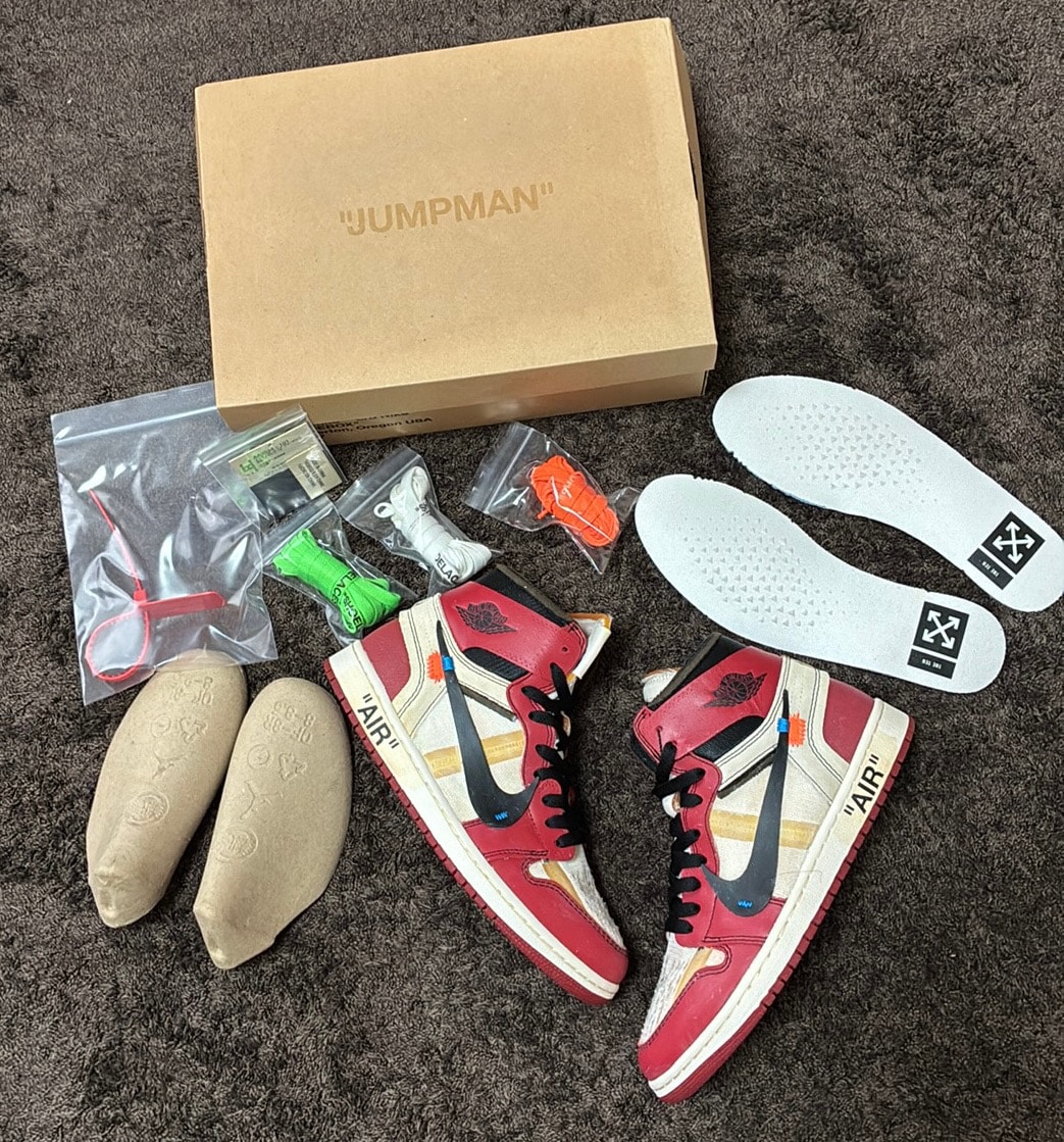 Off-White × Nike Air Jordan 1 Retro High The Ten "Chicago"