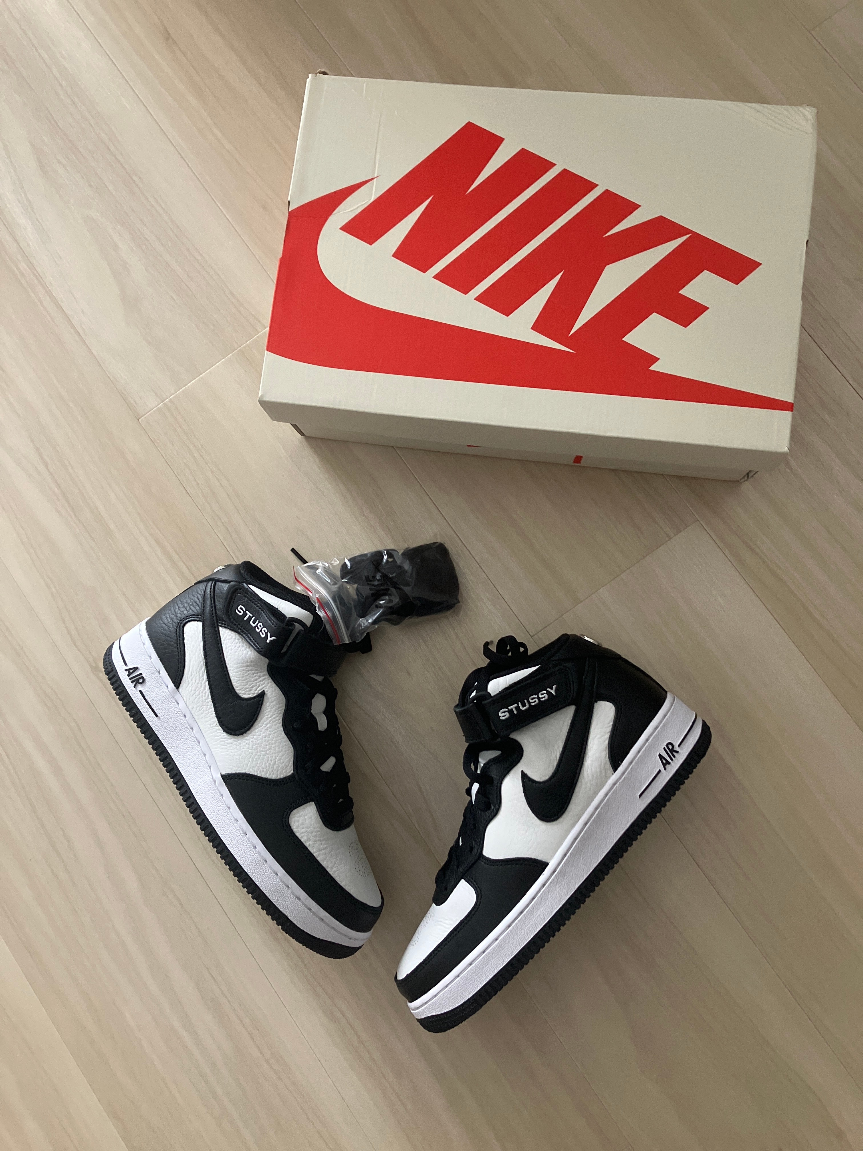 Stussy × Nike Air Force 1 Mid "Black and Light Bone"