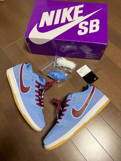 Nike SB Dunk Low Pro "Philadelphia Phillies/Valor Blue and Team Maroon"