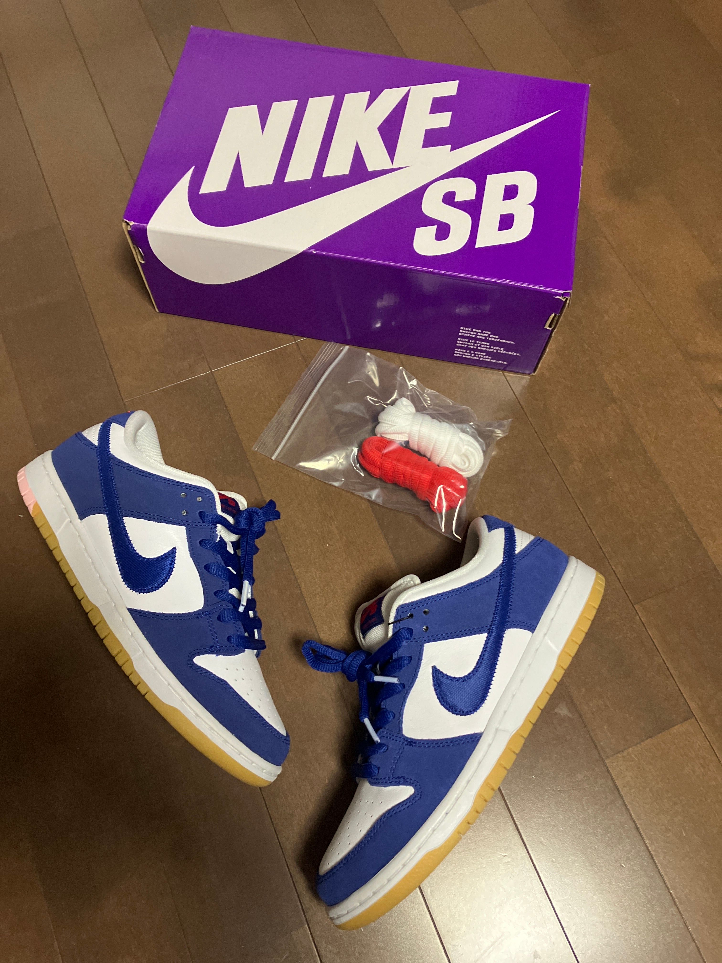 Nike SB Dunk Low "Los Angeles Dodgers/Deep Royal Blue"