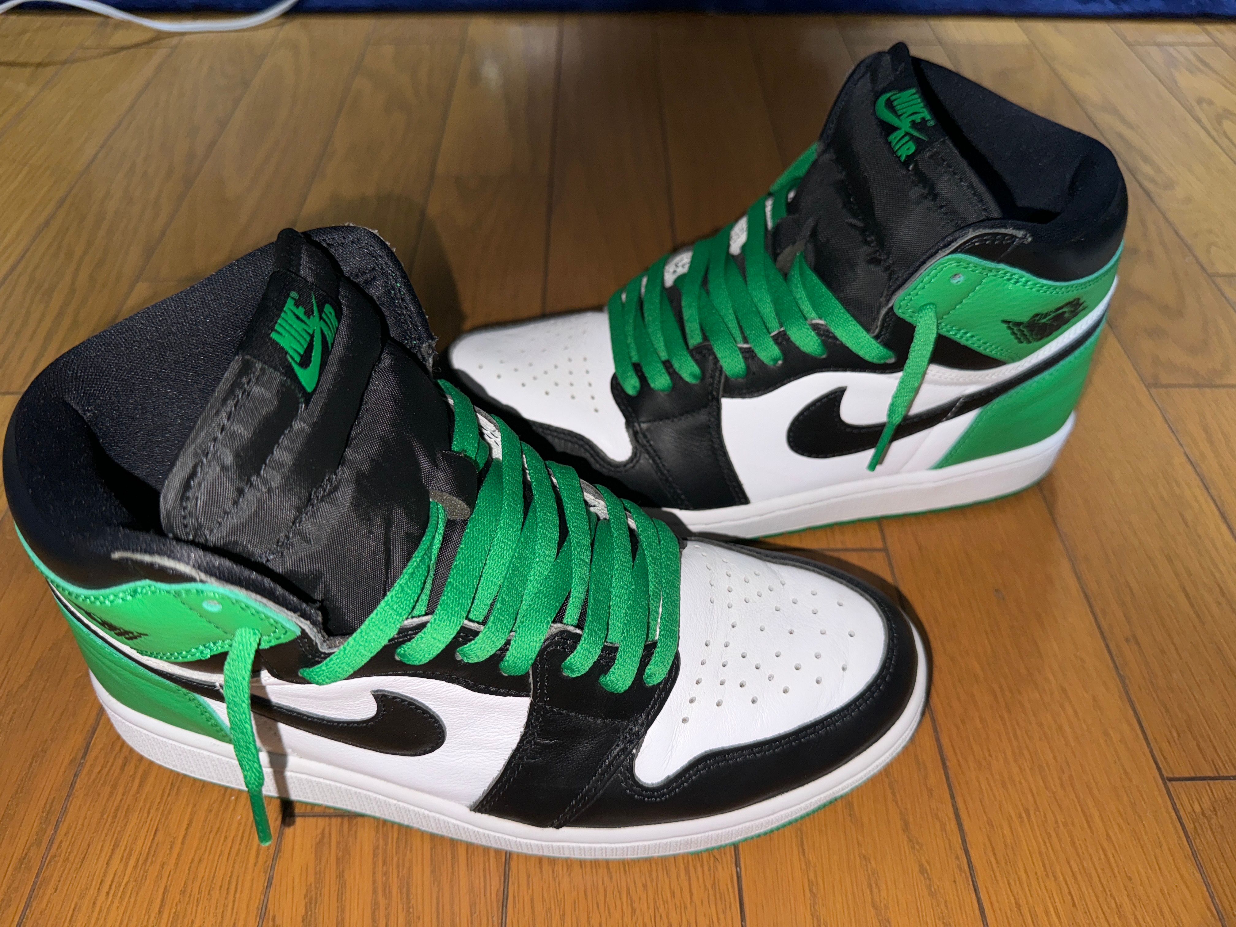 Nike Air Jordan 1 Retro High OG "Celtics/Black and Lucky Green" (2023)