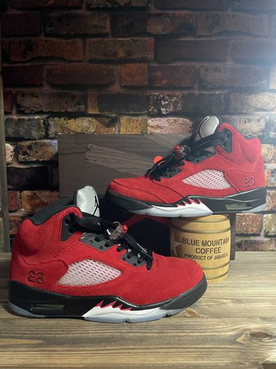 Nike Air Jordan 5 "Toro Bravo"