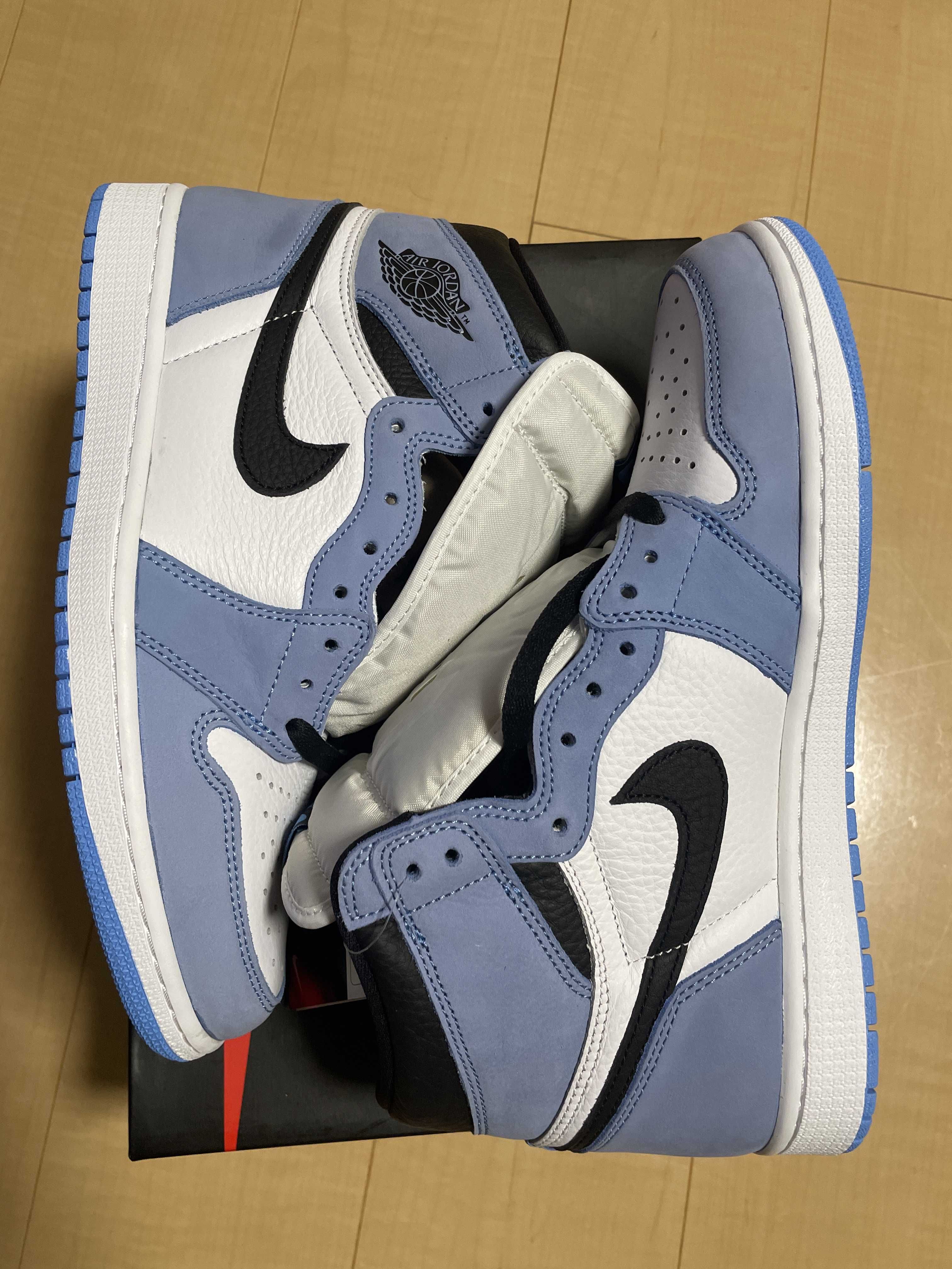 Nike Air Jordan 1 High OG "University Blue"