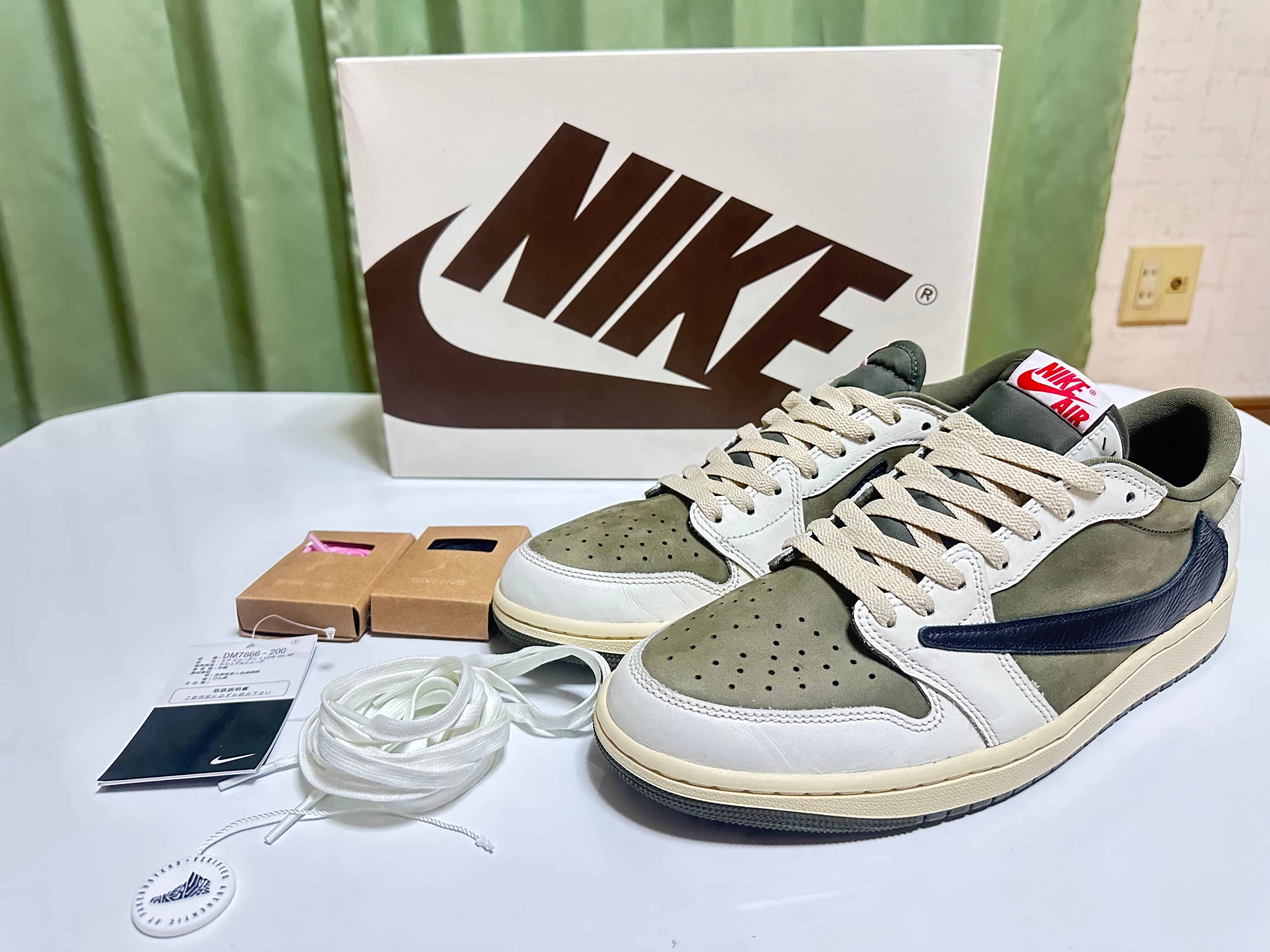 Travis Scott × Nike Air Jordan 1 Low OG SP "Reverse Olive"