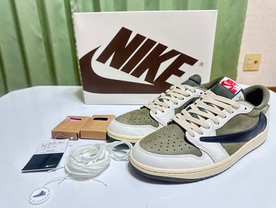 Travis Scott × Nike Air Jordan 1 Low OG SP "Reverse Olive"
