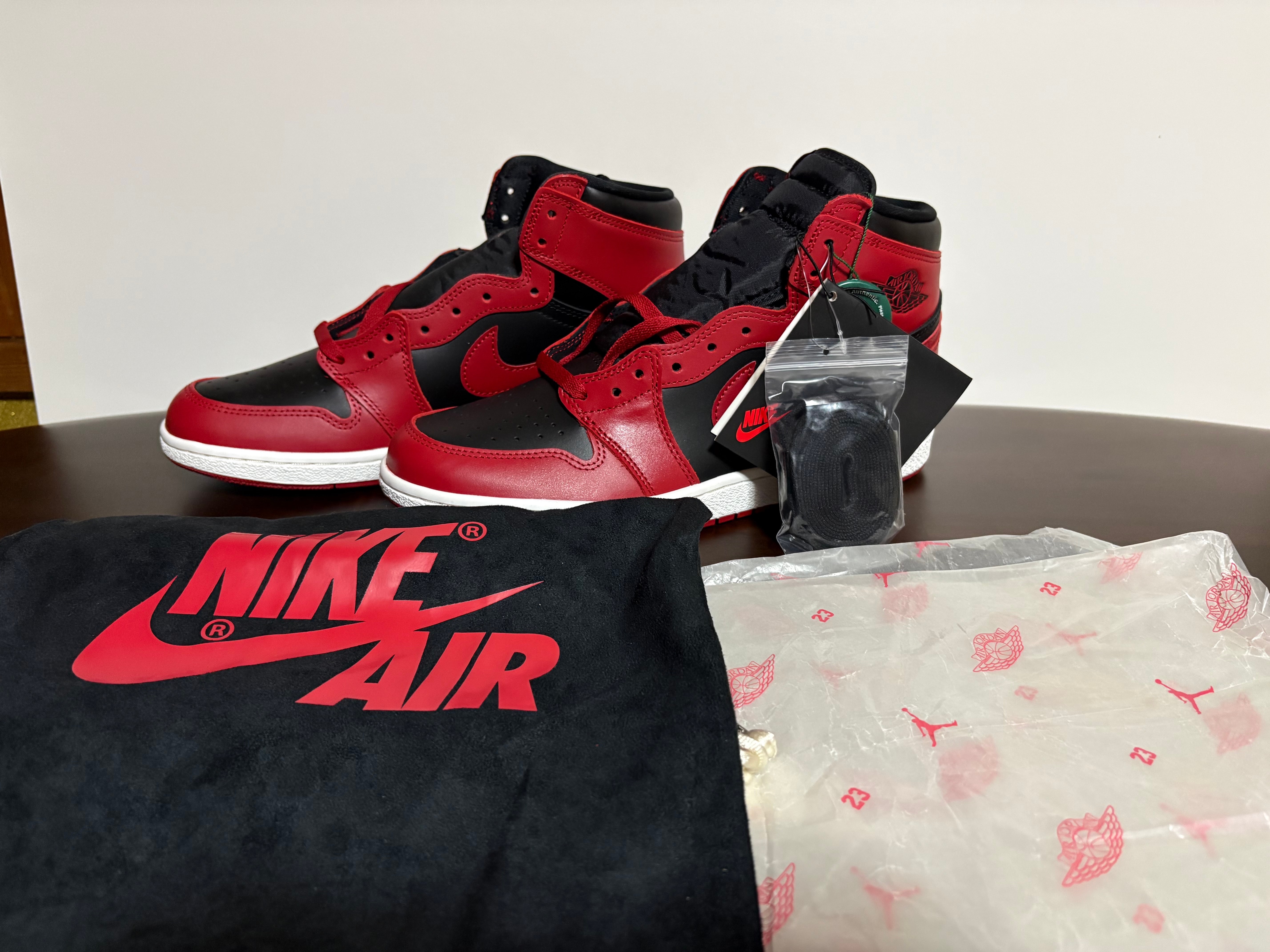 Nike Air Jordan 1 High ’85 "Varsity Red"