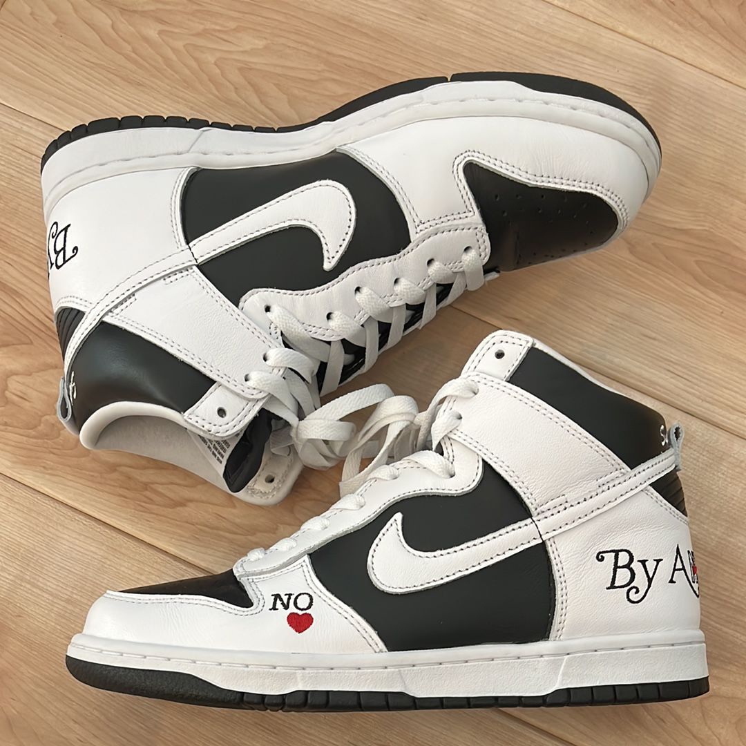 Supreme × Nike SB Dunk High By Any Means "White Black"
