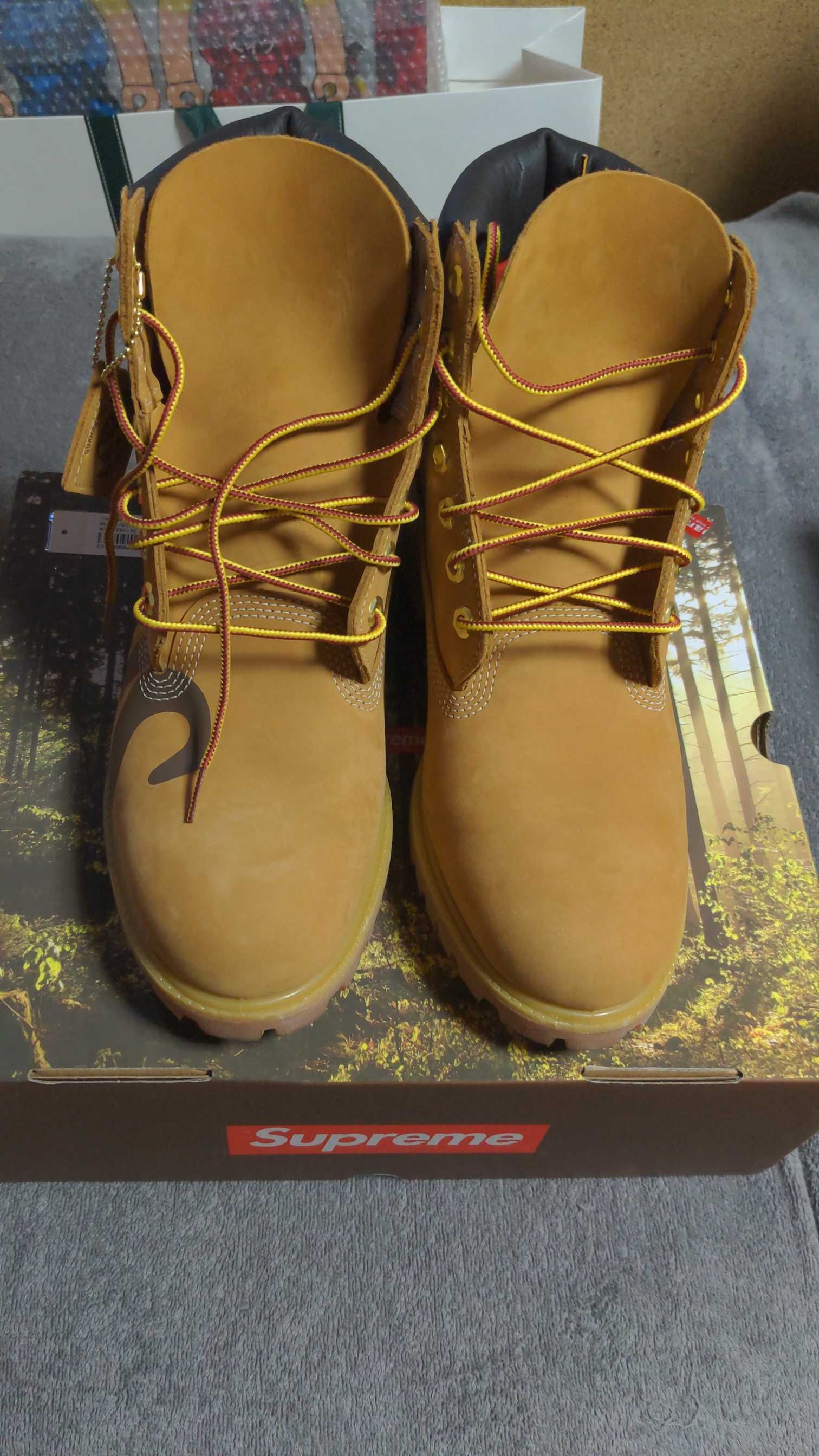 TIMBERLAND × Supreme 6" BOOT "WHEAT"