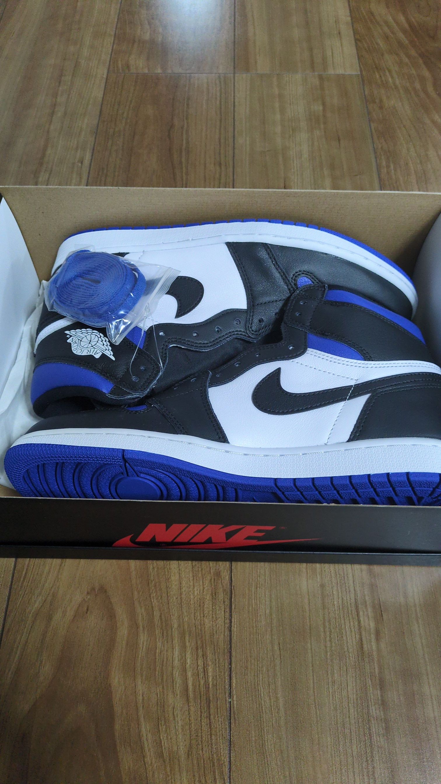Nike Air Jordan 1 Retro High OG "Royal Toe"(2020)