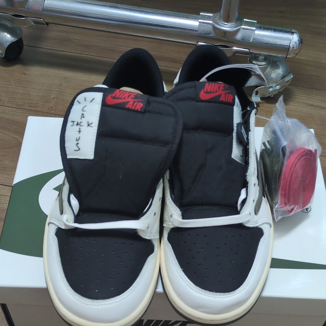 Travis Scott × Nike Women's Air Jordan 1 Low OG "Medium Olive"