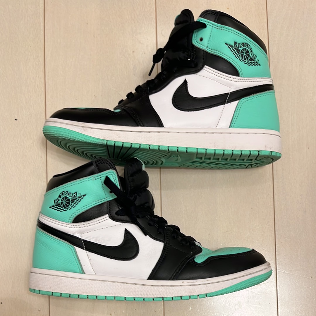 Nike Air Jordan 1 High OG "Green Glow"
