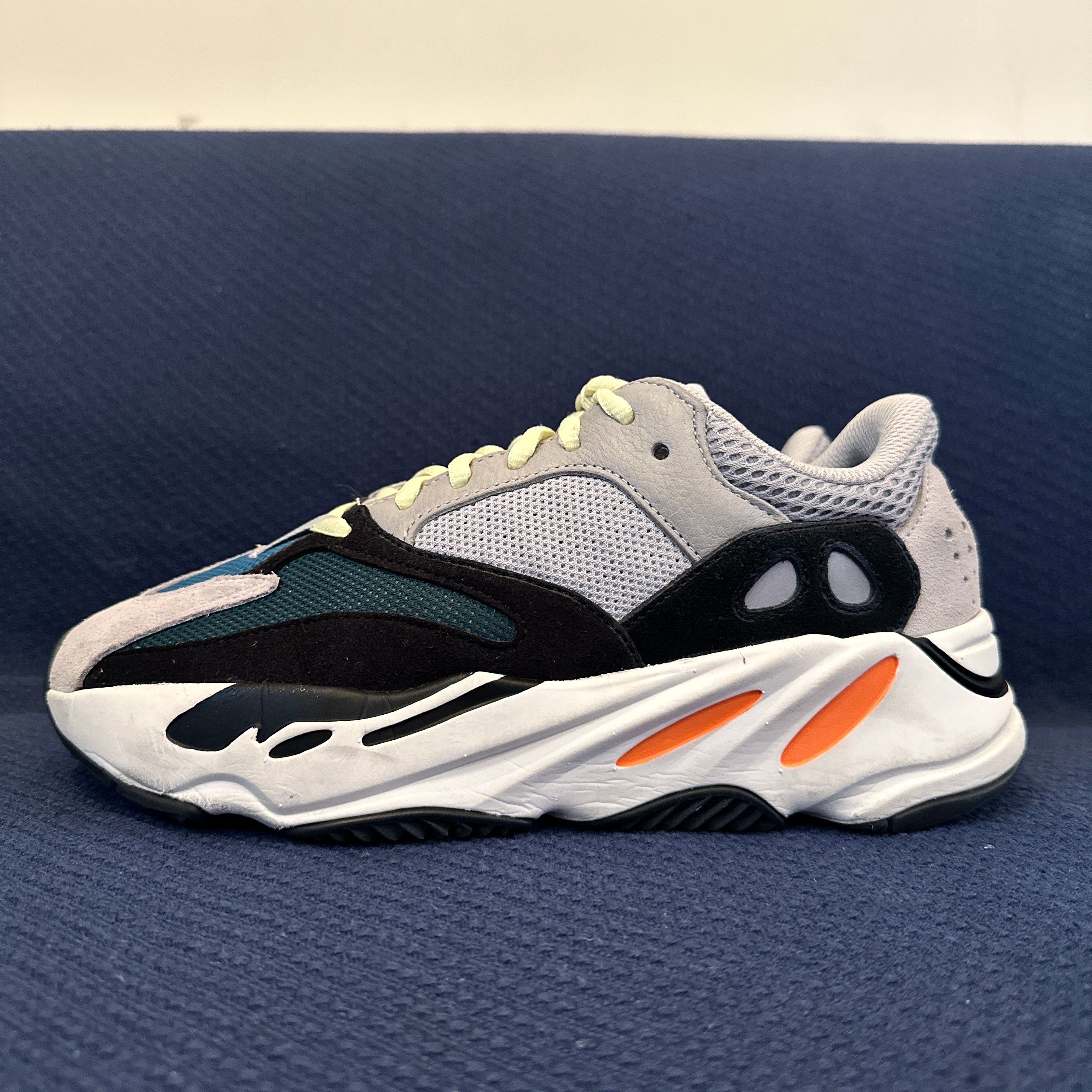adidas YEEZY Boost 700 "Wave Runner"