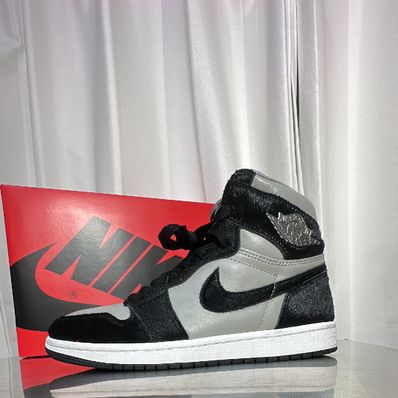Nike Women's Air Jordan 1 Retro High OG "Medium Grey"