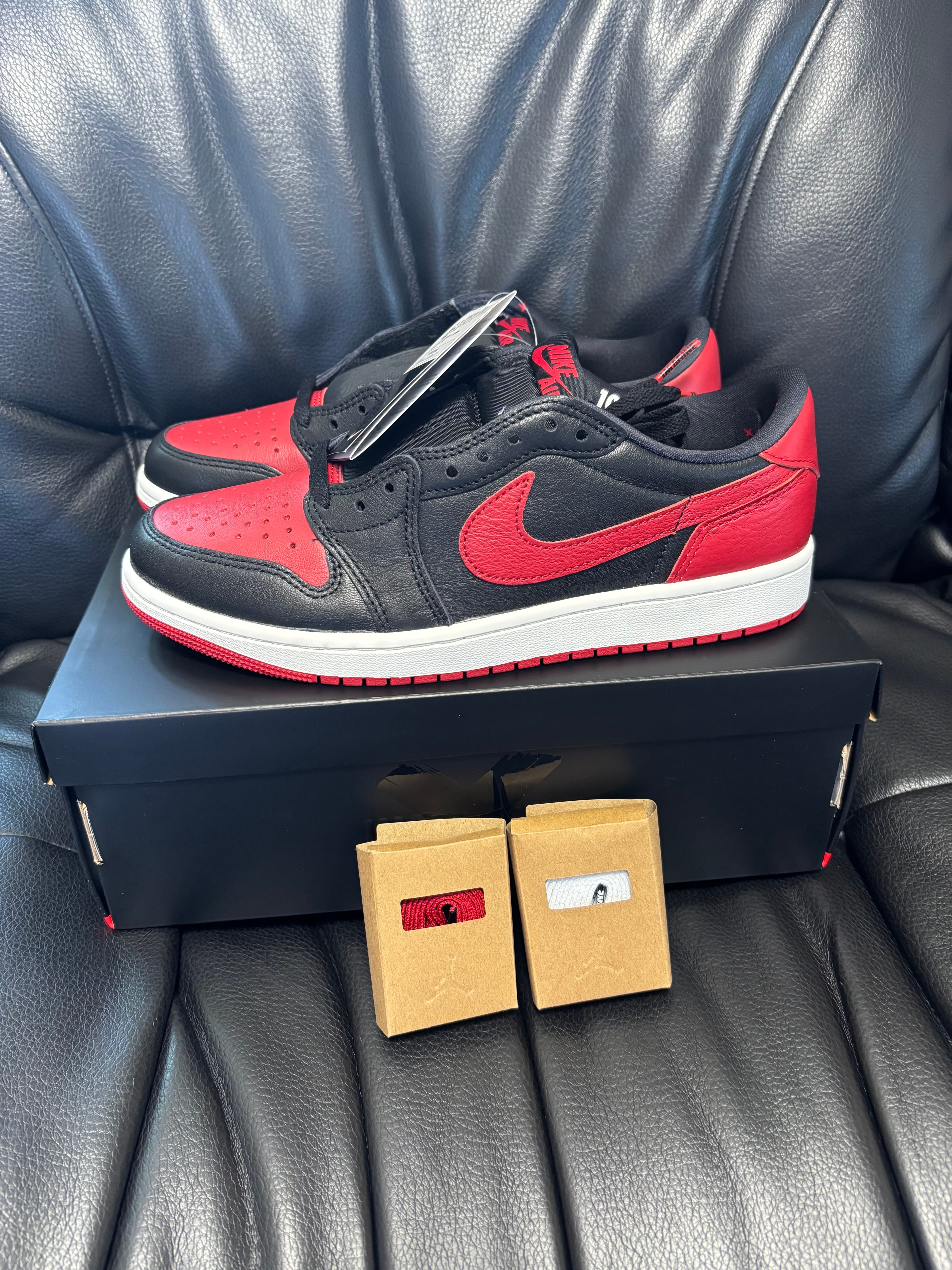 Nike Air Jordan 1 Retro Low OG "Banned"