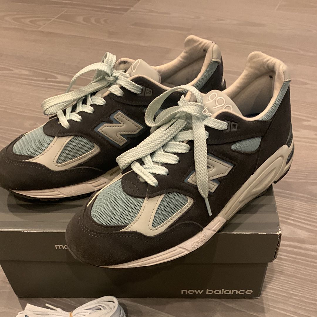 KITH Ronnie Fieg × New Balance 990V2 "Steel Blue"