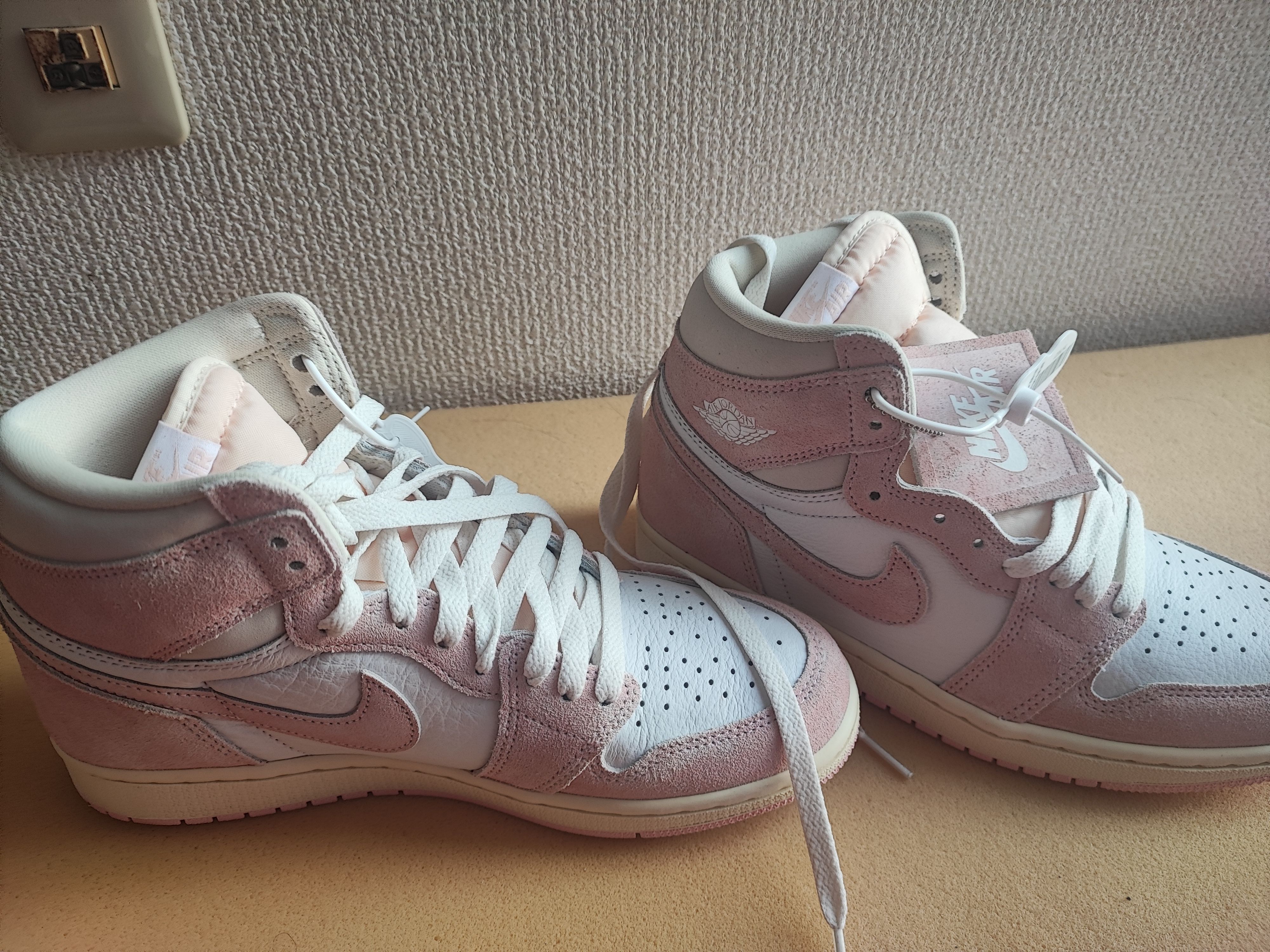 Nike Women's Air Jordan 1 Retro High OG "Washed Pink"
