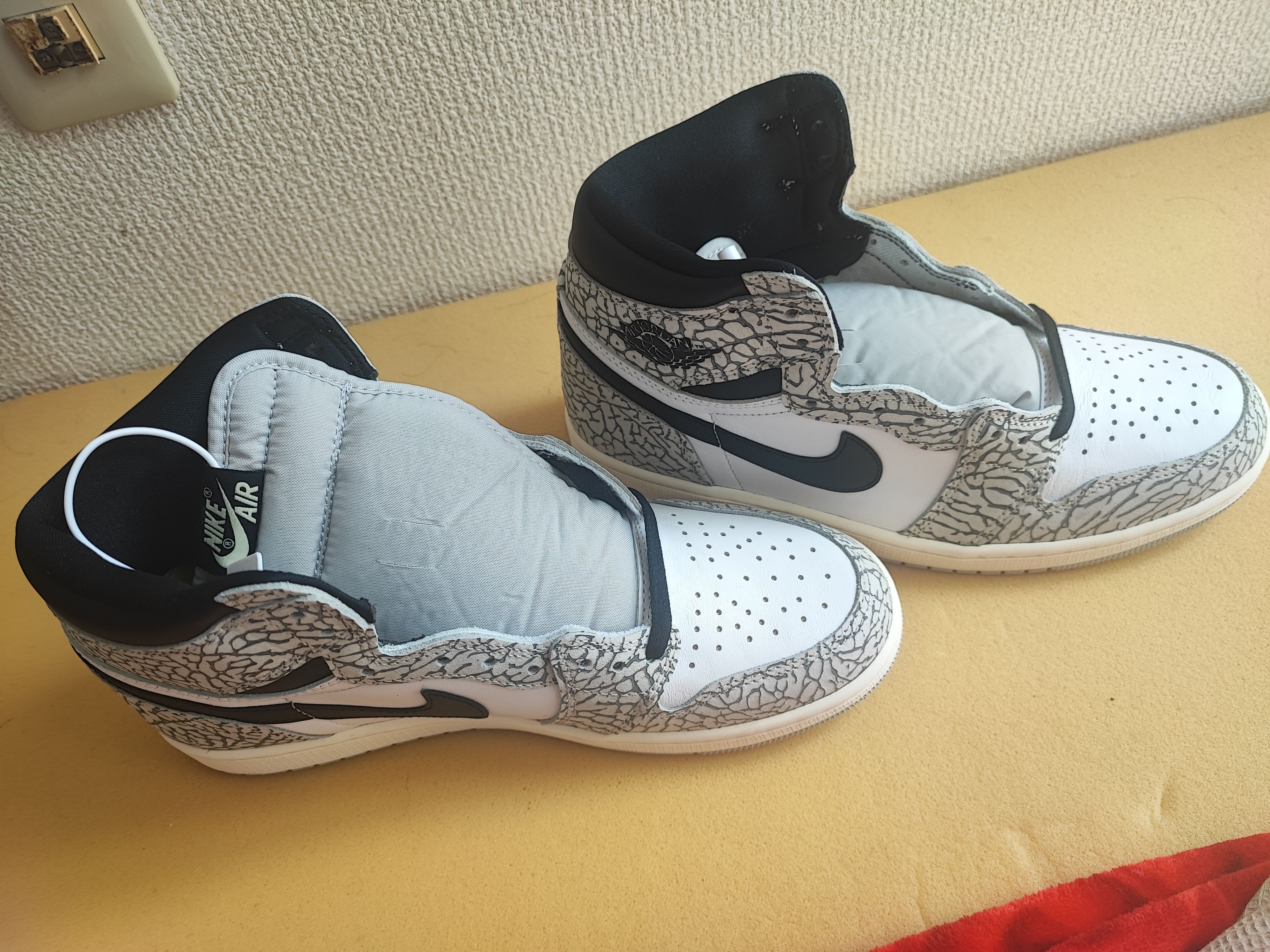 Nike Air Jordan 1 High OG "White Cement/Safari"