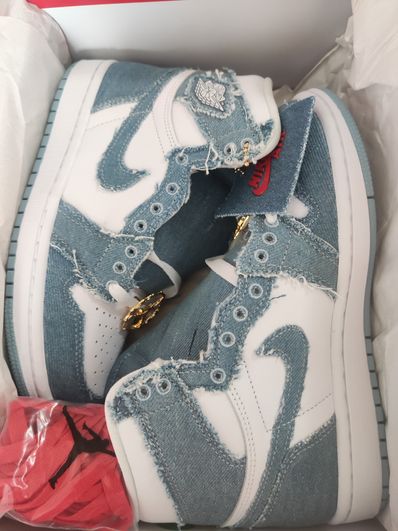 Nike Women's Air Jordan 1 High OG "Denim"