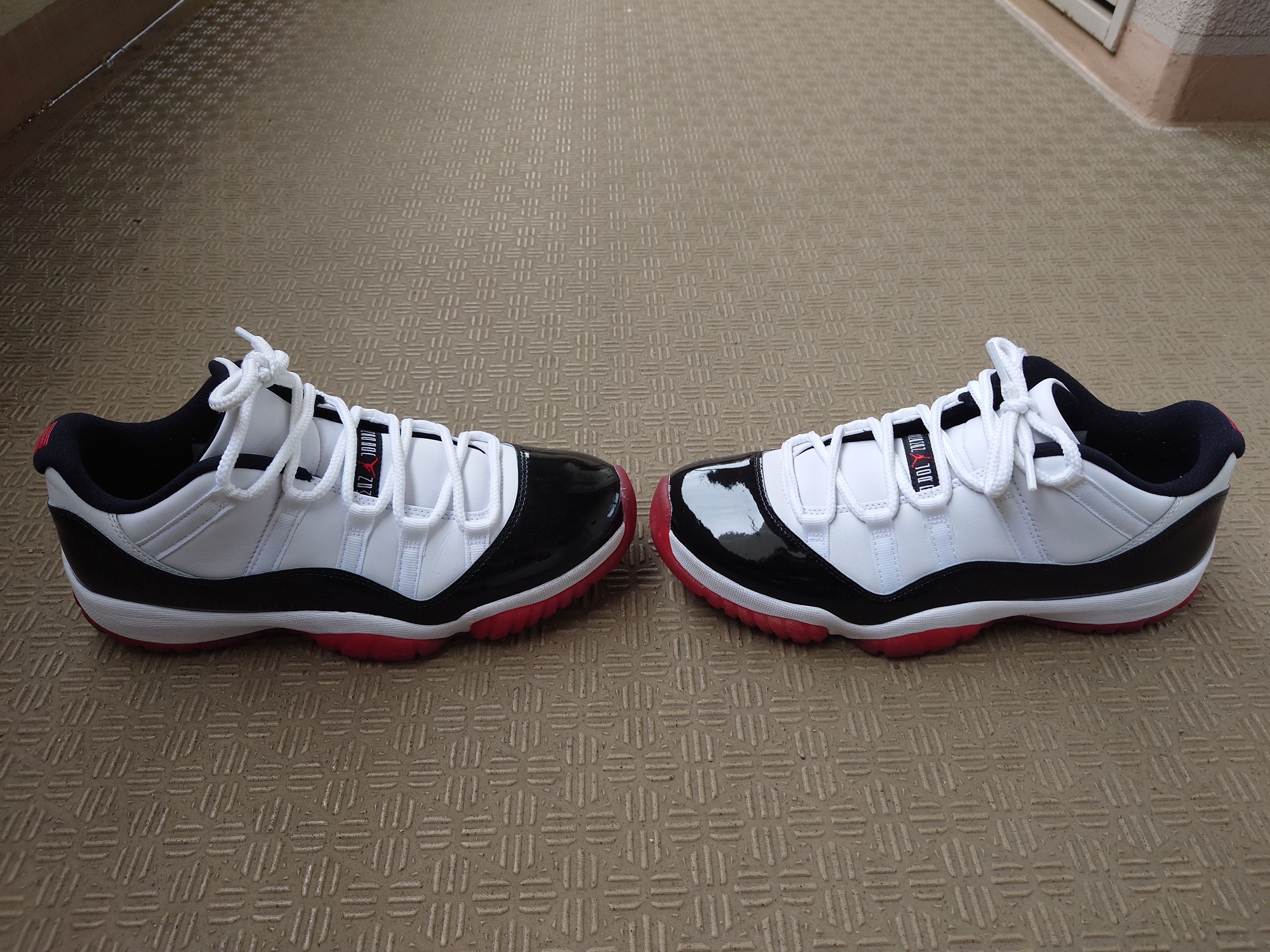 Nike Air Jordan 11 Low "Gym Red"