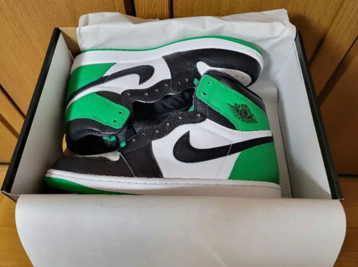 Nike Air Jordan 1 Retro High OG "Celtics/Black and Lucky Green" (2023)