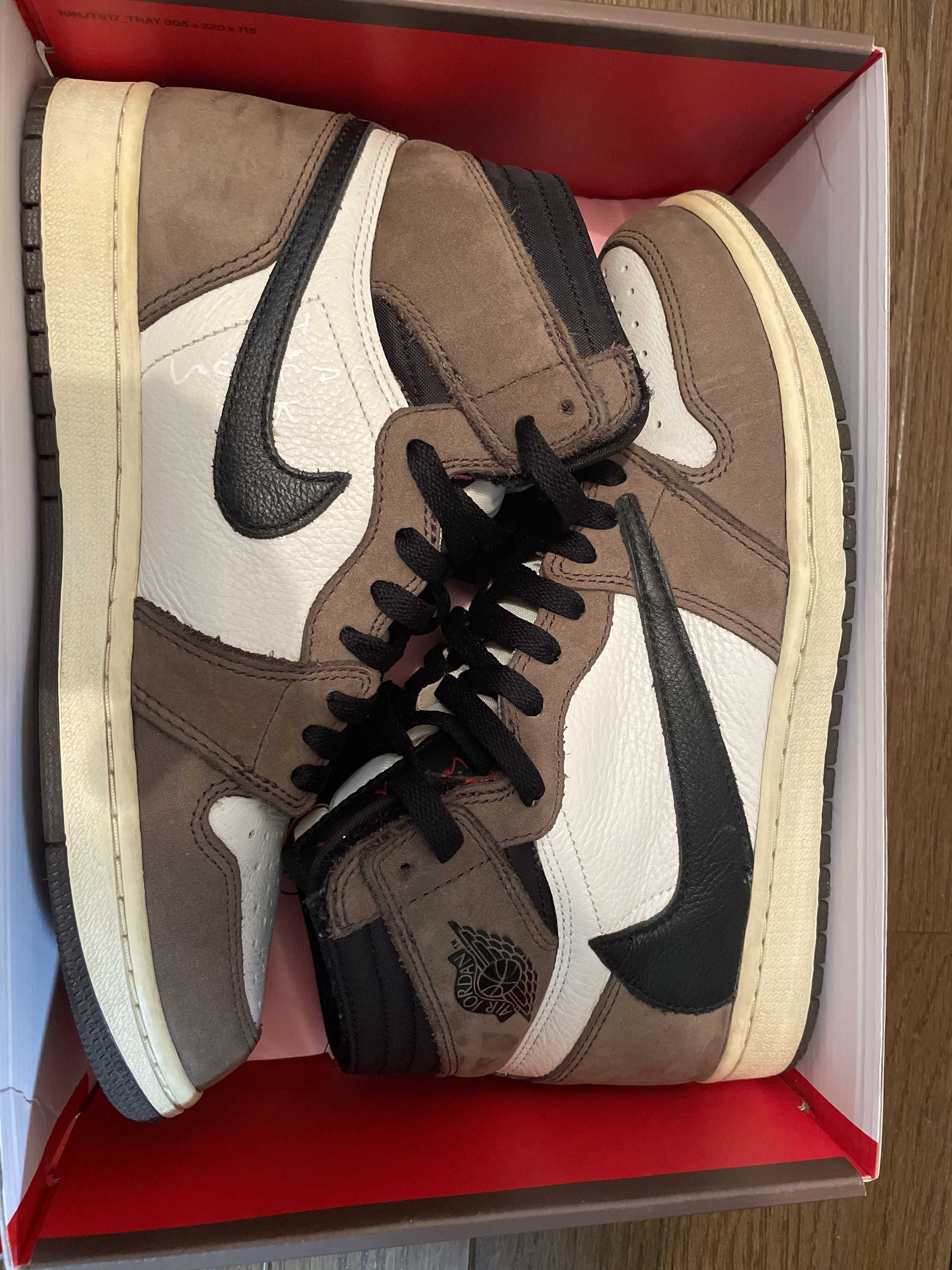 Travis Scott × Nike Air Jordan 1 Retro High OG TS SP "Sail/Dark Mocha"