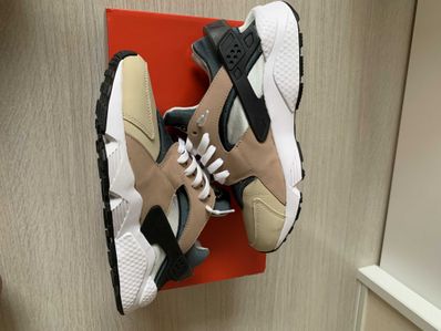 Nike Air Huarache "Escape" (2021)