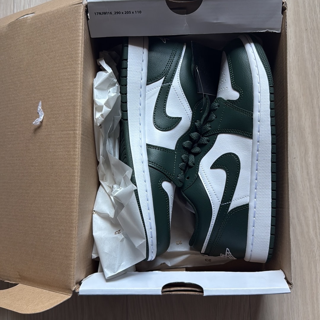 Nike Women's Air Jordan 1 Low "Galactic Jade"