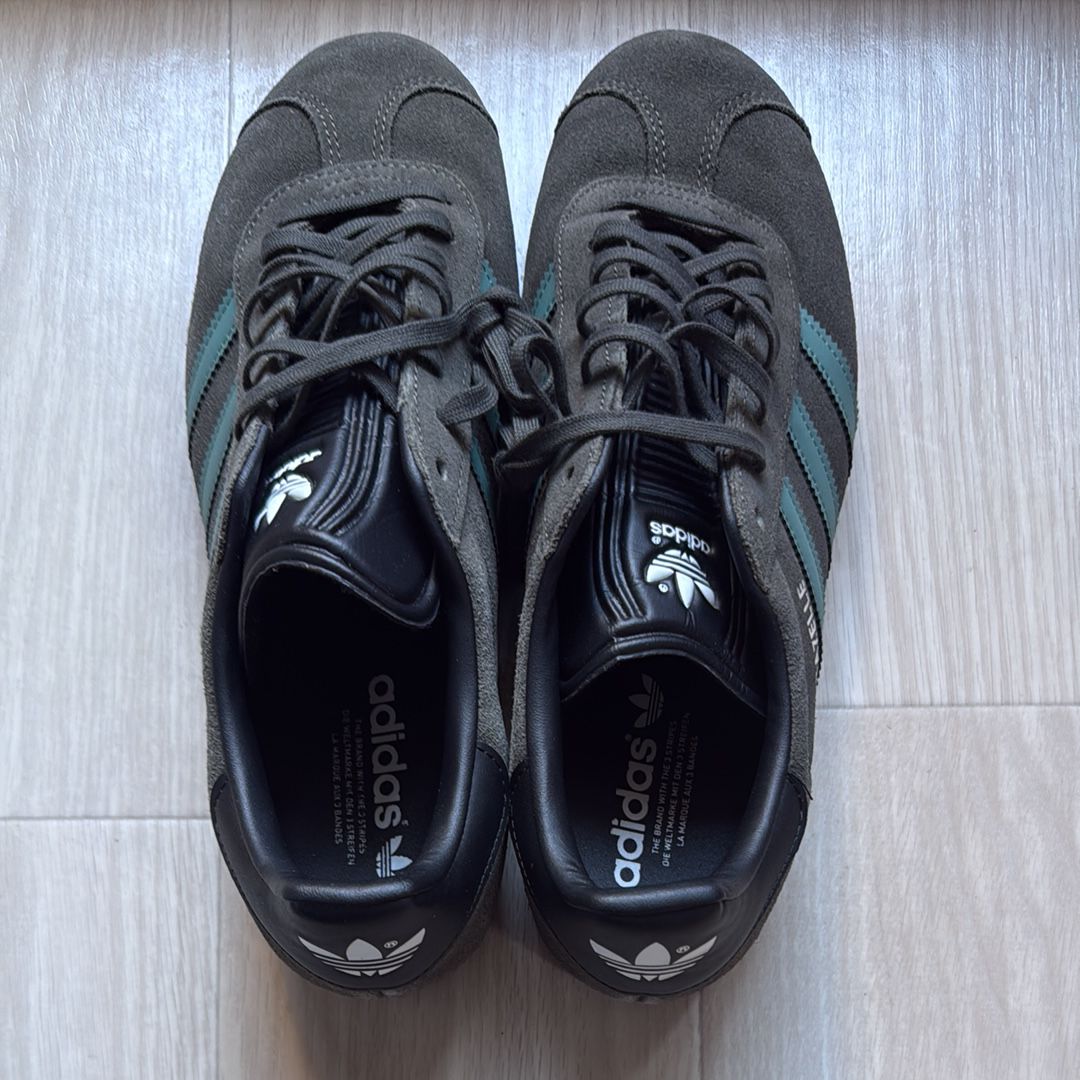 adidas Gazelle "Pantone/Core Black"