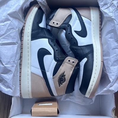 Nike Women's Air Jordan 1 Retro High OG "Latte"