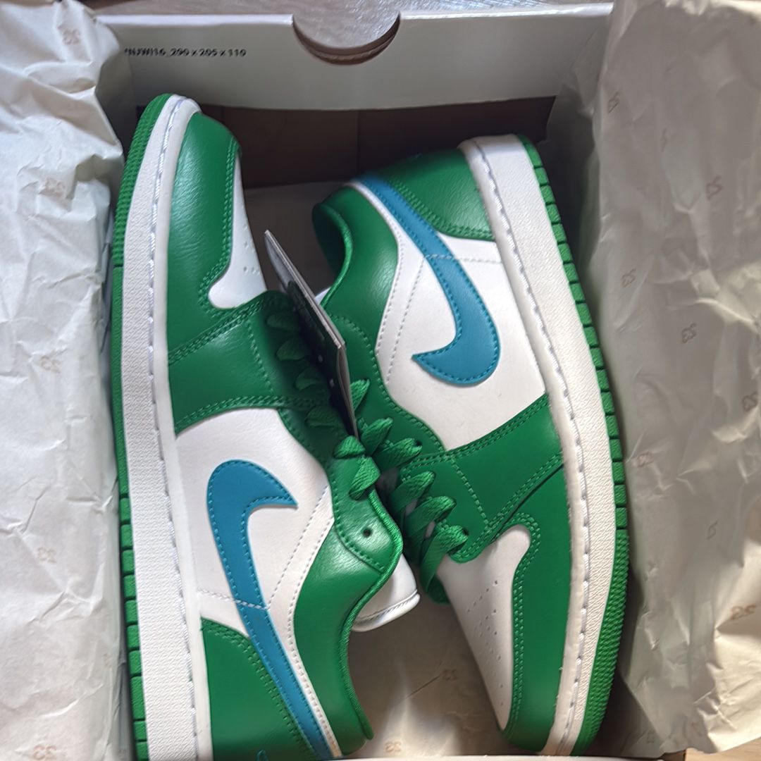 Nike Women's Air Jordan 1 Low "Lucky Green"