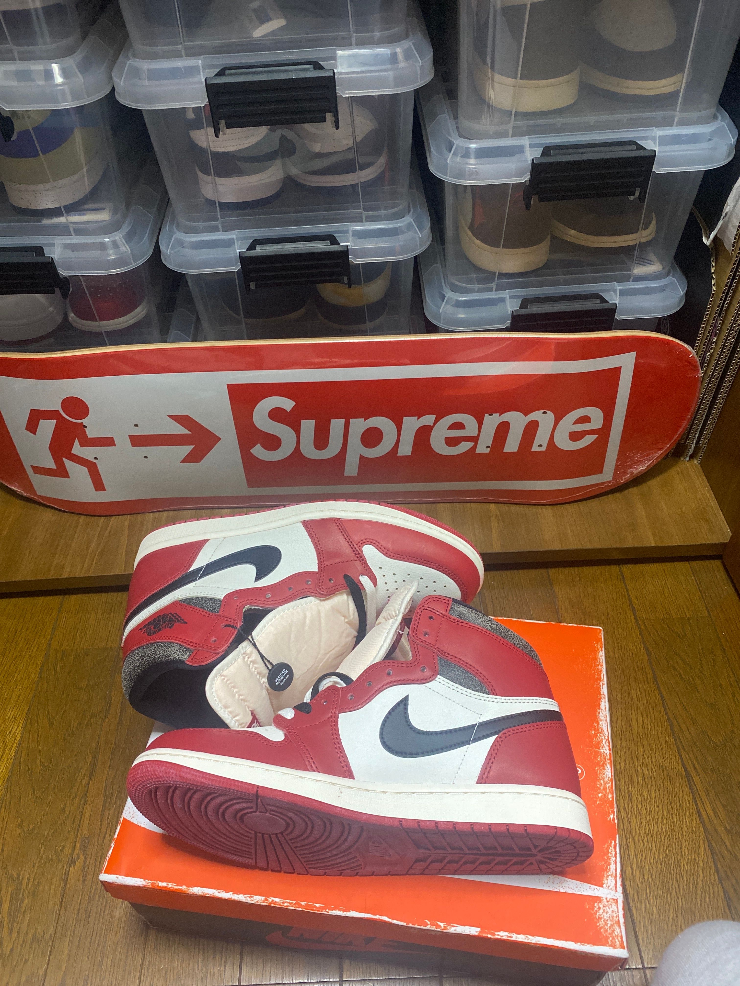 Nike Air Jordan 1 High OG "Lost & Found/Chicago"