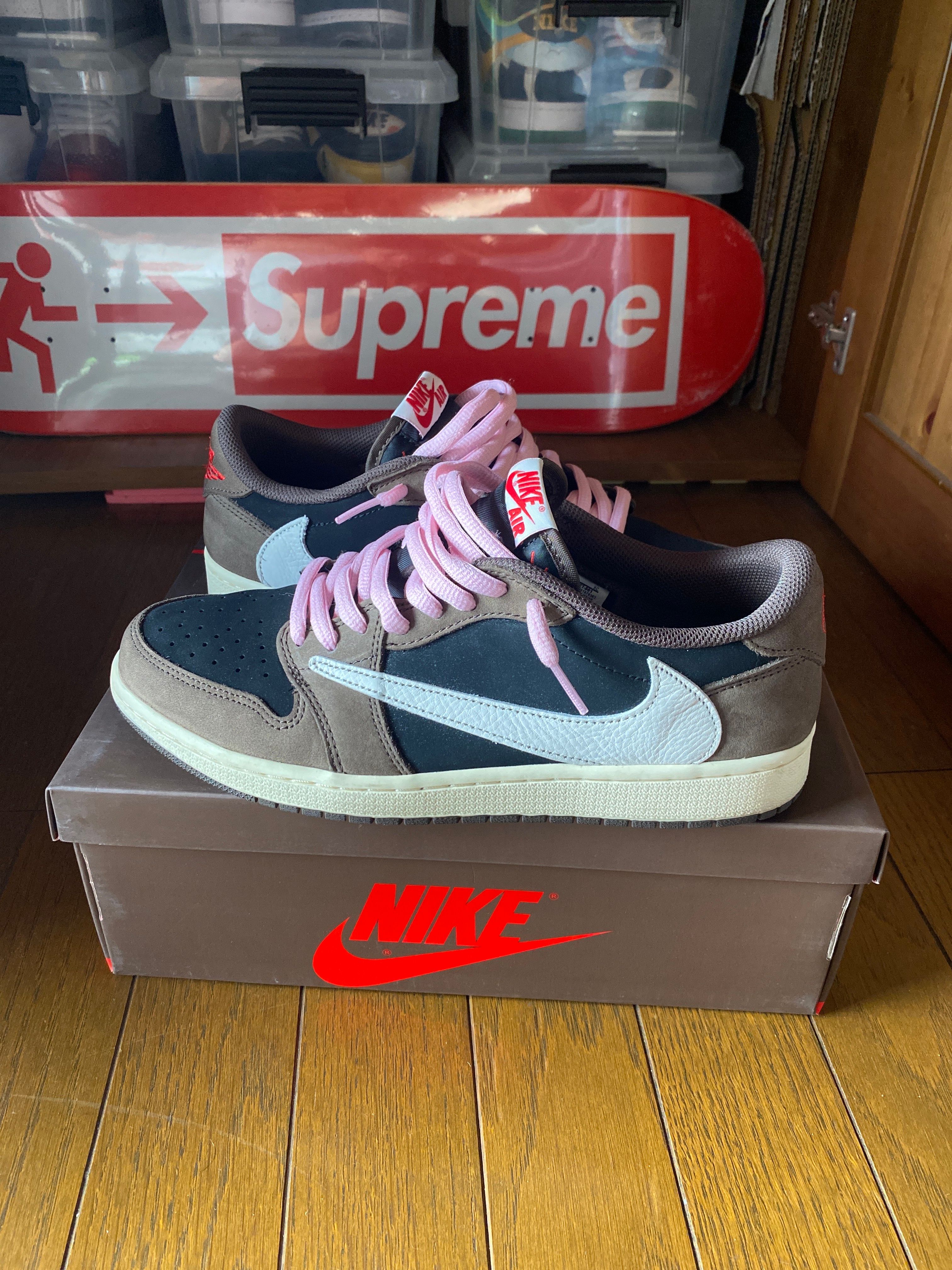Travis Scott × Nike Air Jordan 1 Low OG SP-T  "Black/Dark Mocha"