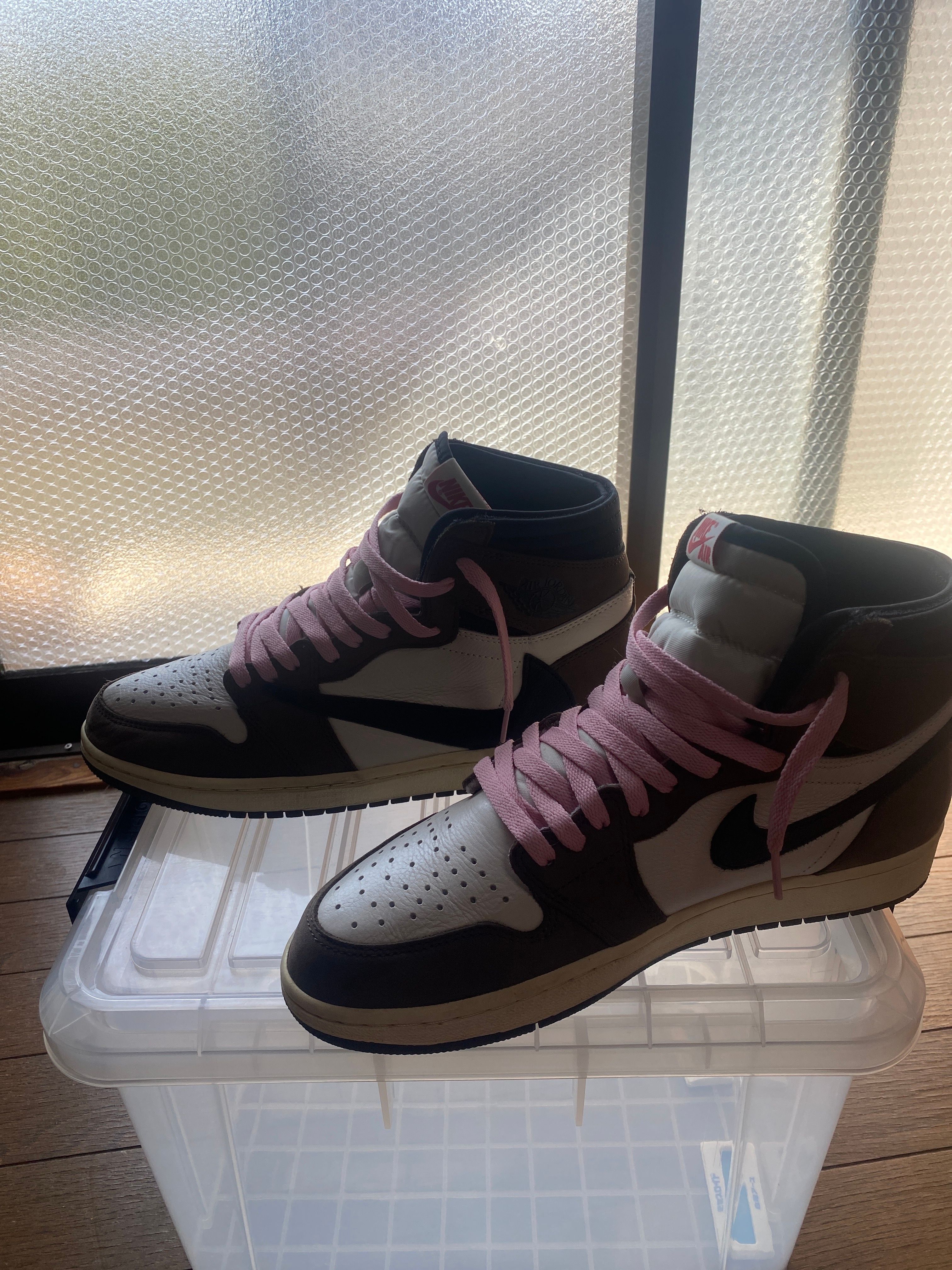 Travis Scott × Nike Air Jordan 1 Retro High OG TS SP "Sail/Dark Mocha"