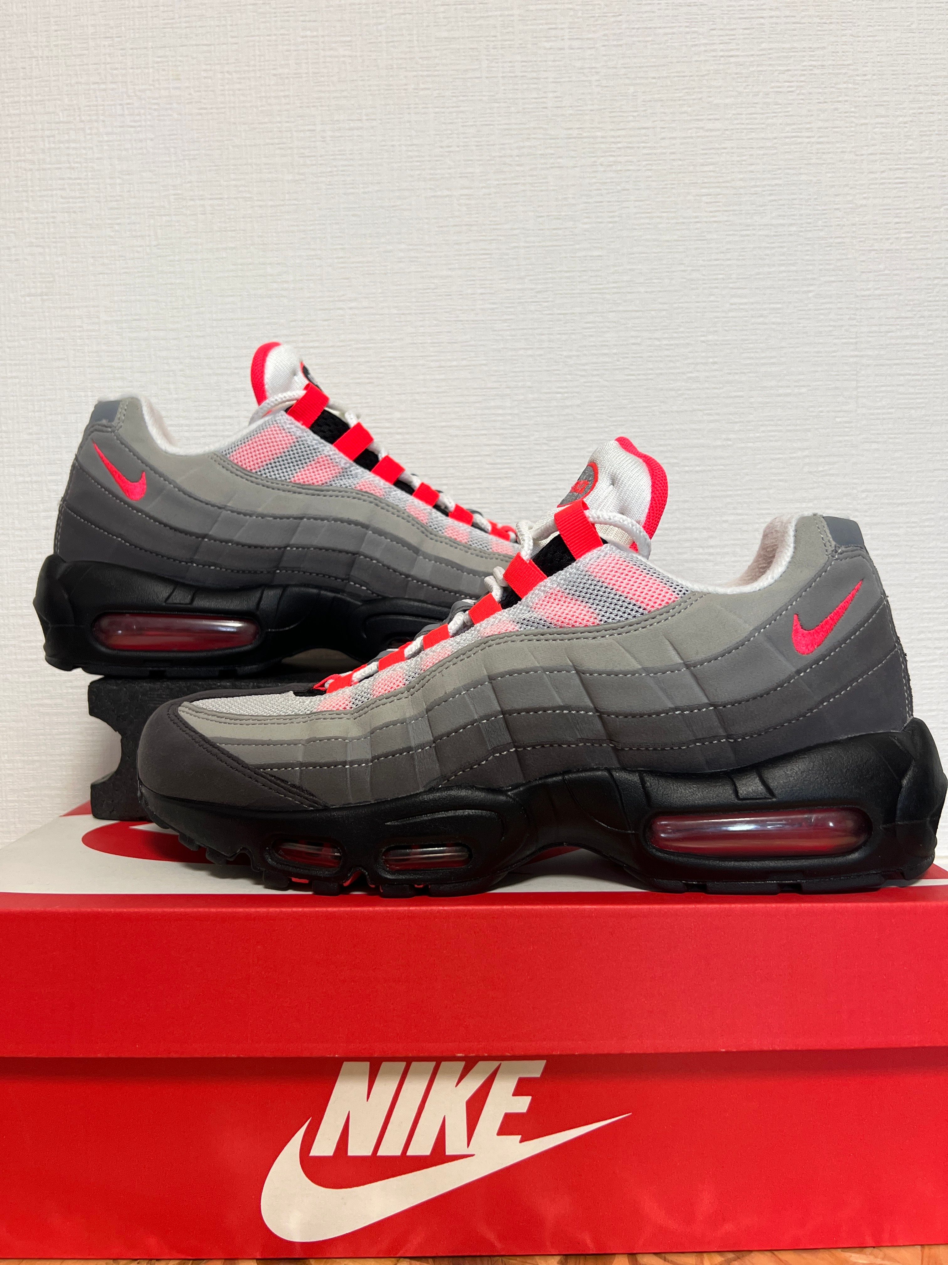 Nike Air Max 95 OG "White/Solar Red"