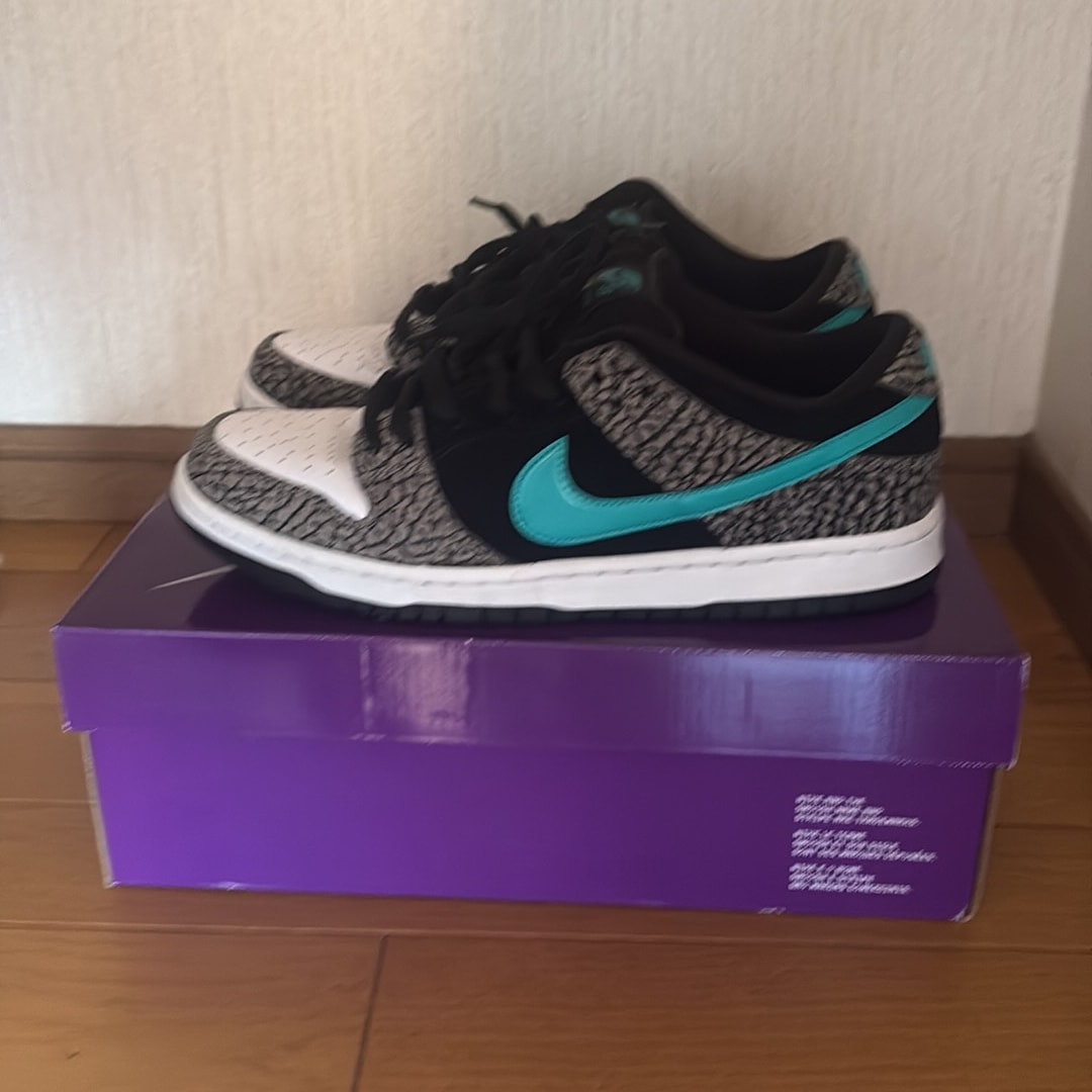 Nike SB Dunk Low "Elephant/Safari"