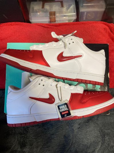 Supreme × Nike Dunk Low "Varsity Red/White"
