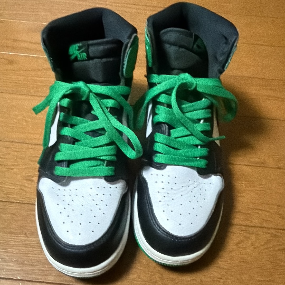 Nike Air Jordan 1 Retro High OG "Celtics/Black and Lucky Green" (2023)