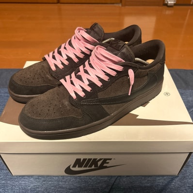 Travis Scott × Nike Air Jordan 1 Low OG SP "Velvet Brown and Dark Mocha"