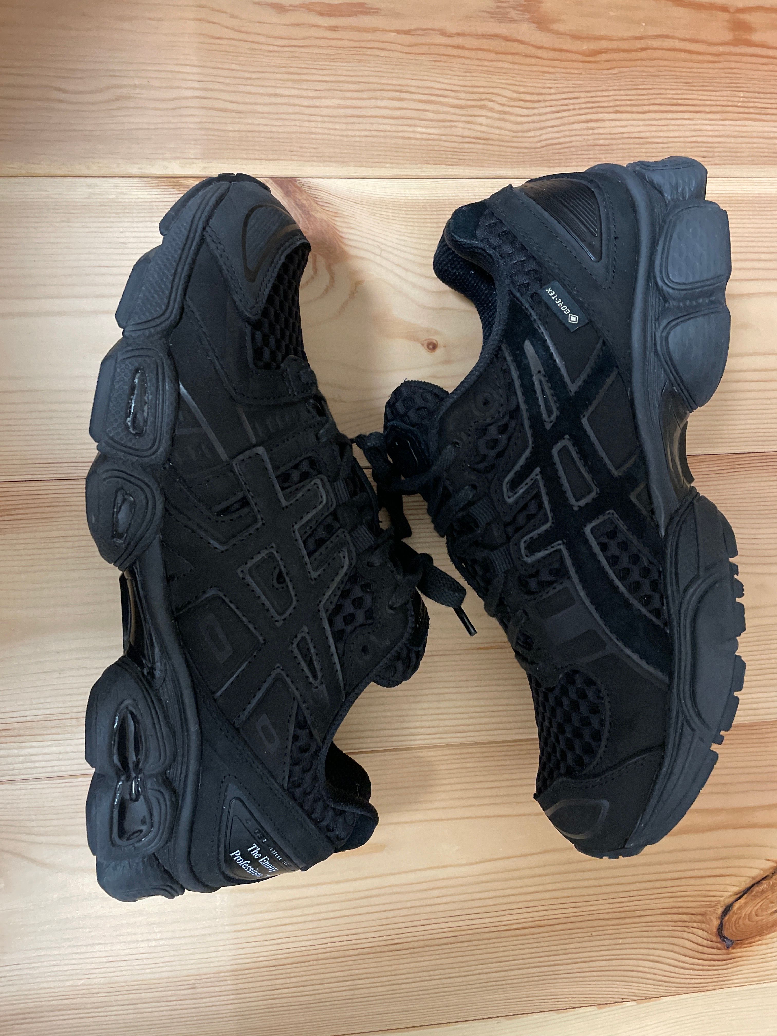 ENNOY × Stylistshibutsu × Asics Gel-Nimbus 9 GORE-TEX "Triple Black"