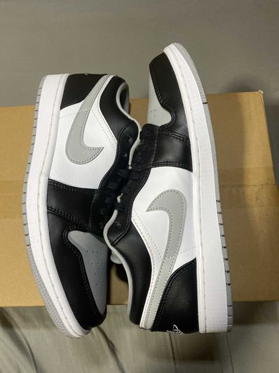 Nike Air Jordan 1 Low "Black/Light Smoke Grey"