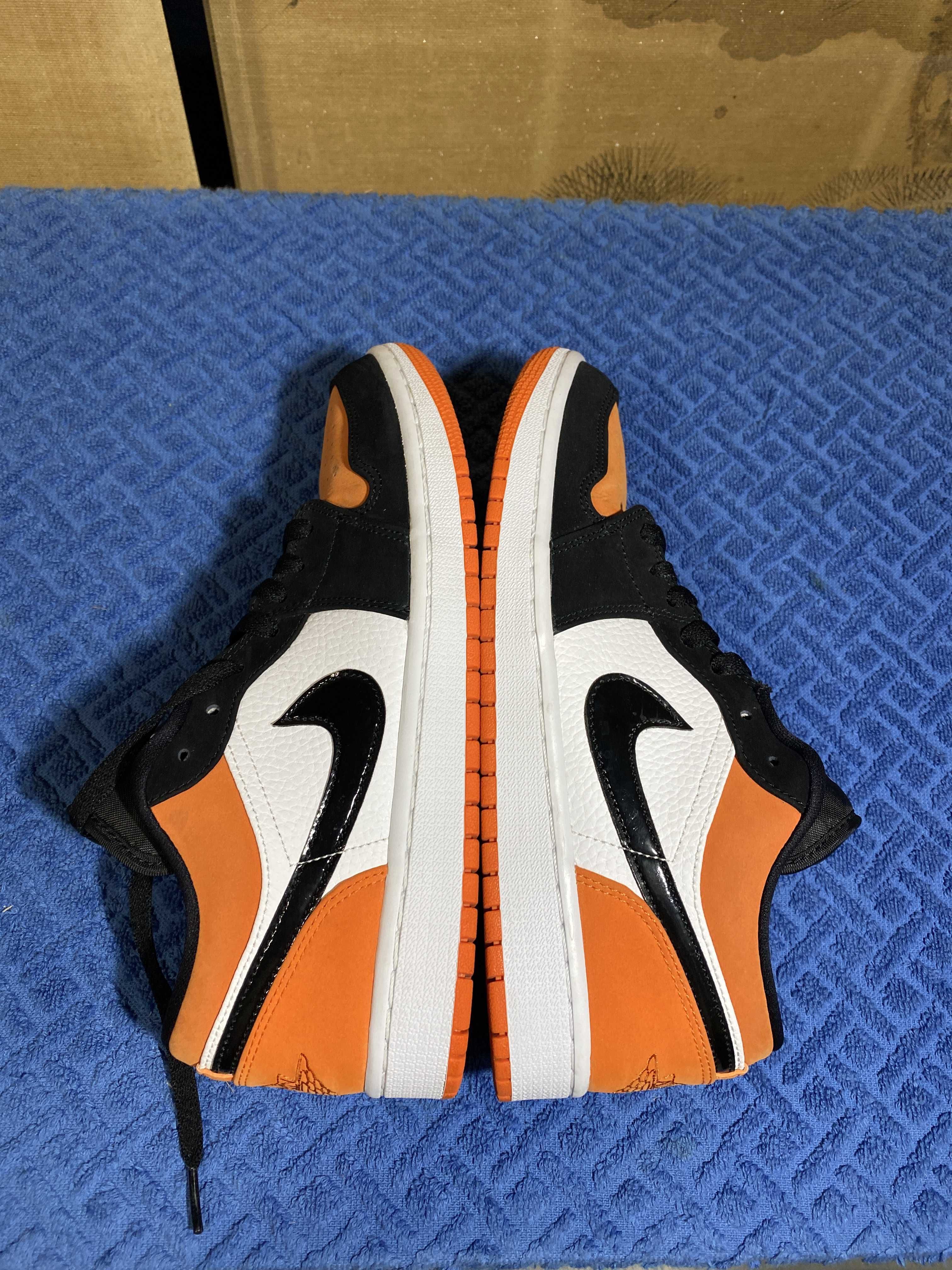 Nike Air Jordan 1 Low "Shattered Backboard"