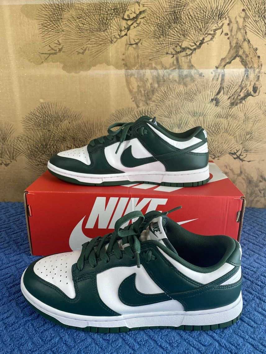 Nike Dunk Low Retro "Varsity Green/Team Green"