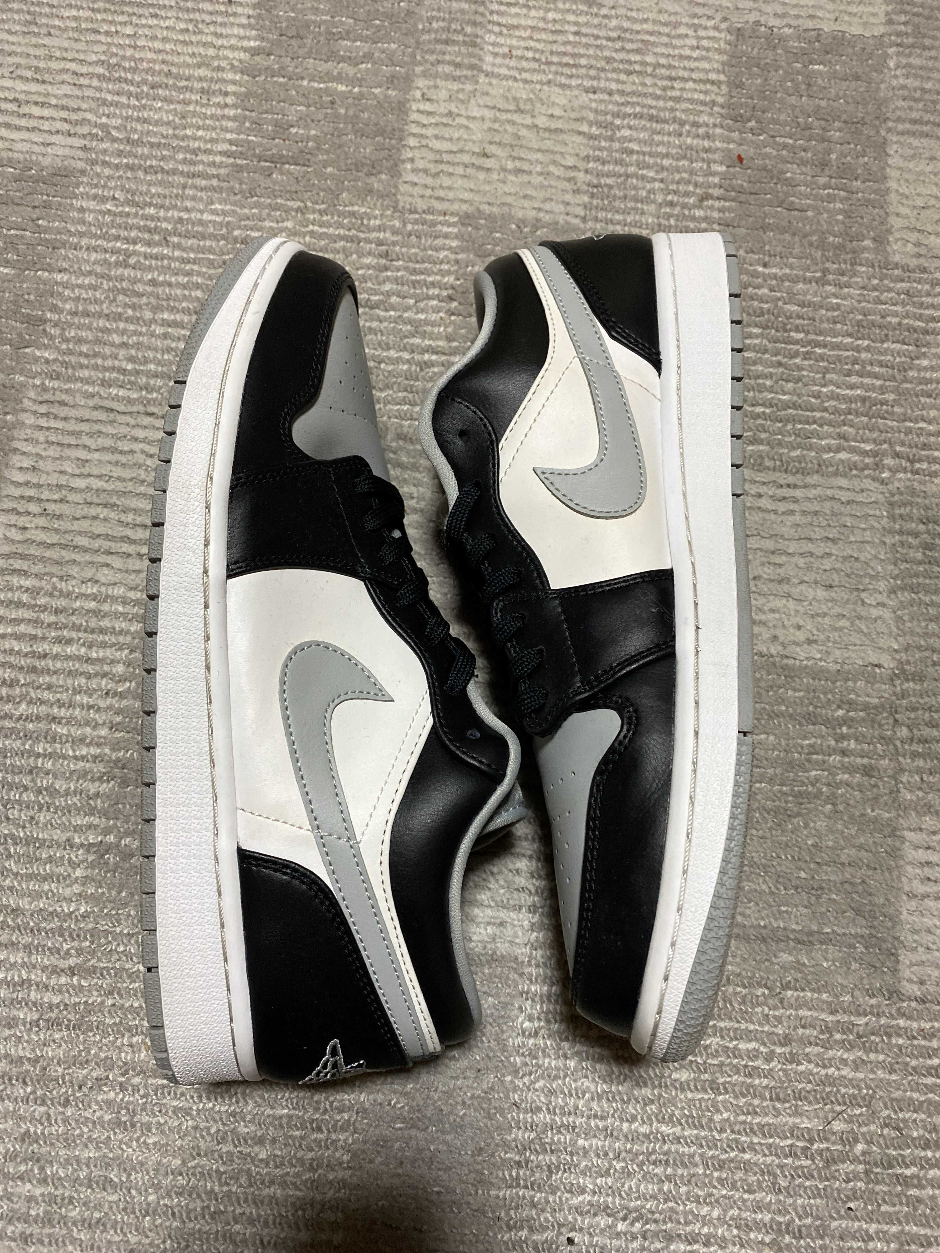 NIKE AIR JORDAN 1 LOW "BLACK/LIGHT SMOKE GREY"